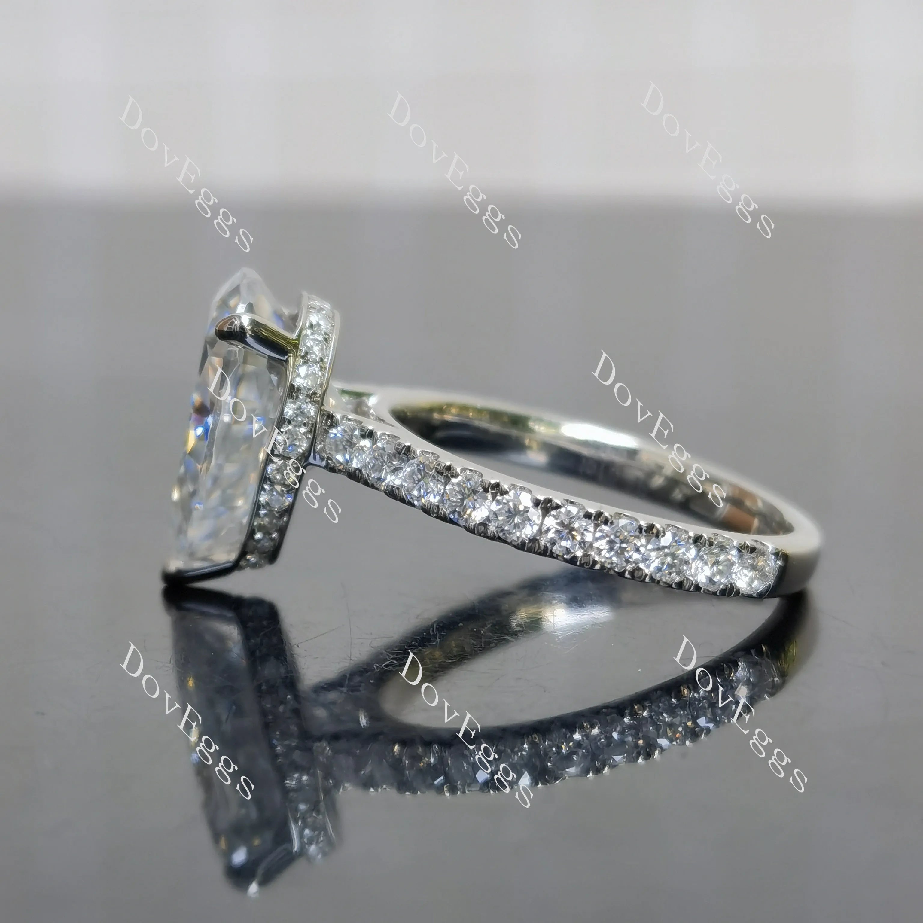 (size 7) Doveggs sterling silver 6ct pear moissanite engagement ring