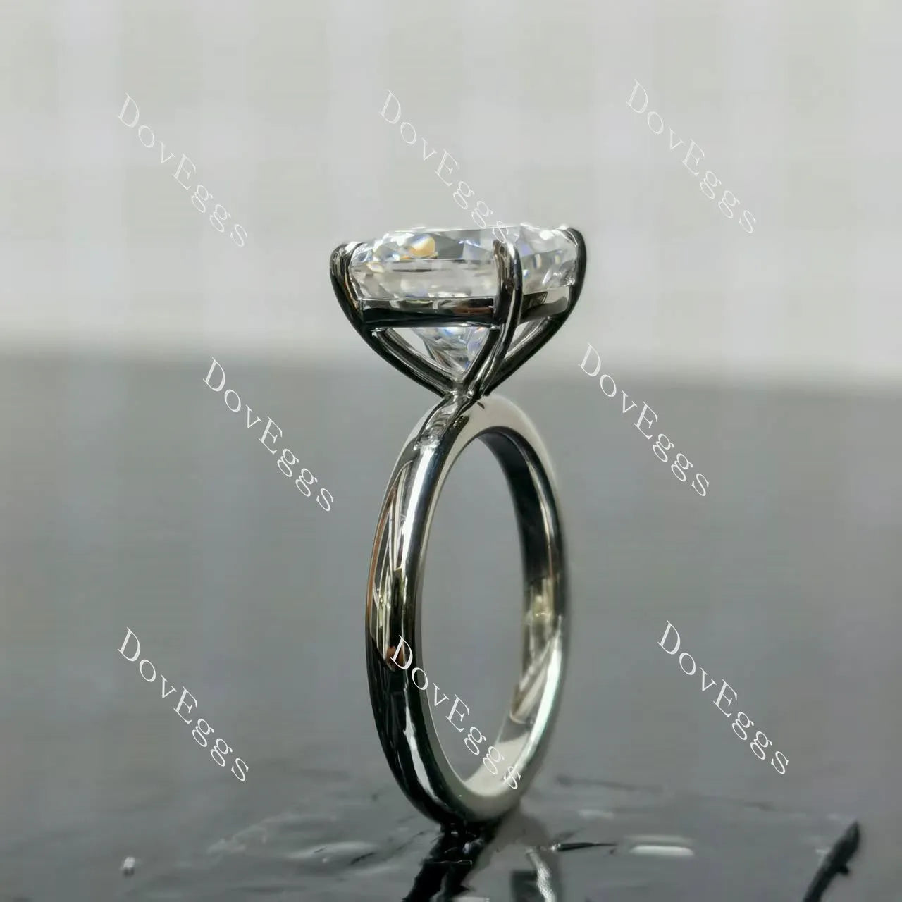 (size 5) Doveggs sterling silver gold 4ct cushion moissanite engagement ring