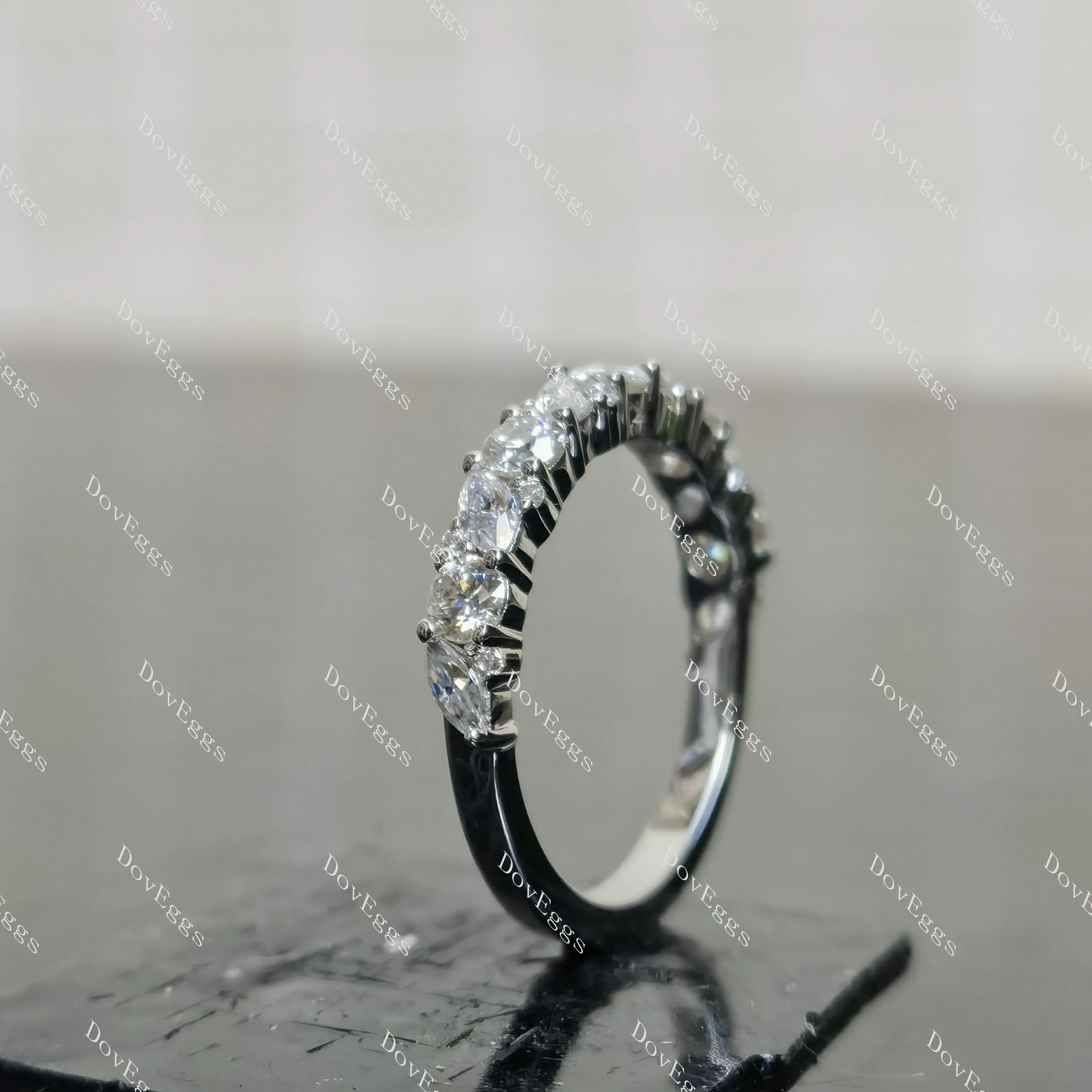 (size 6) Doveggs sterling silver 0.98cttw moissanite wedding band