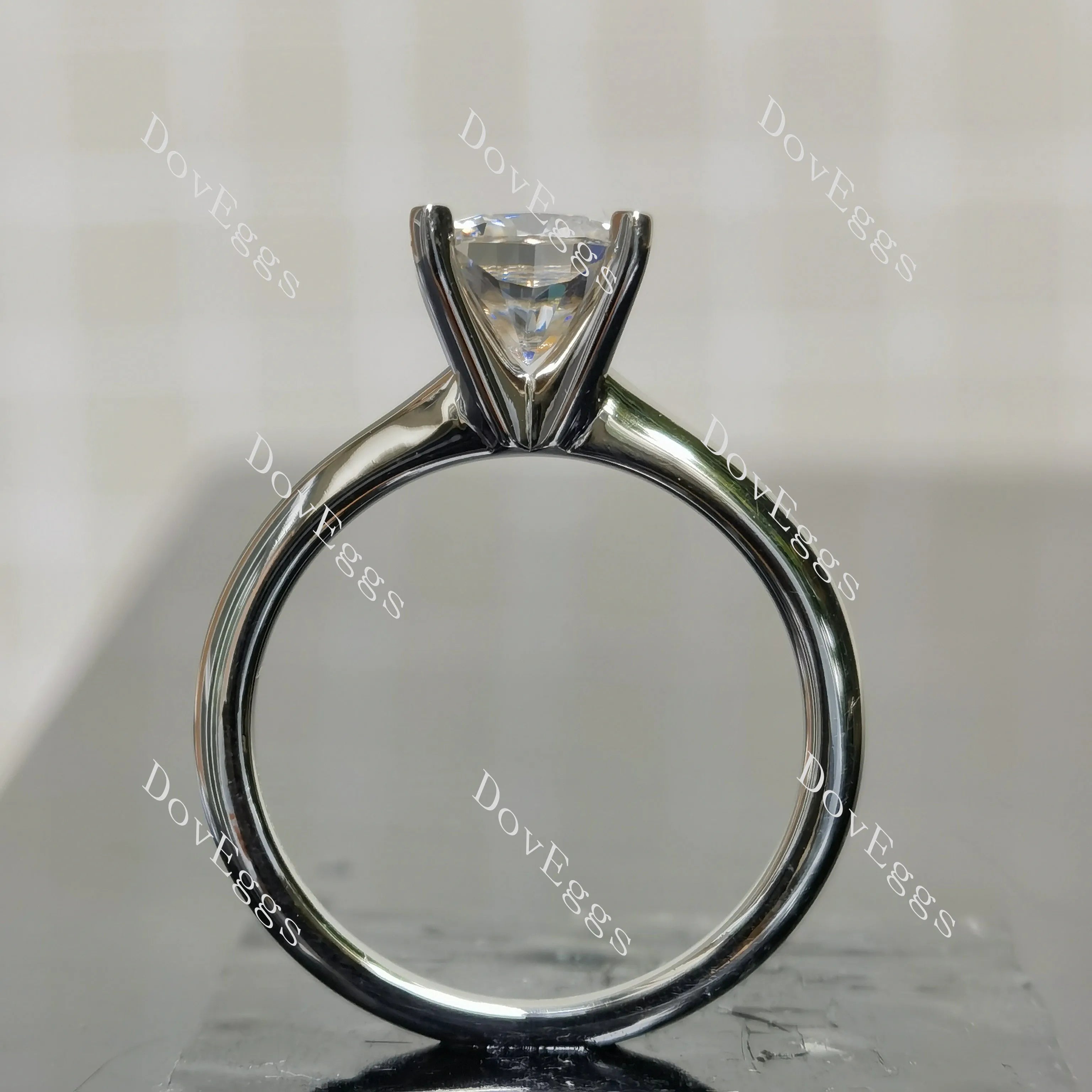 (size 8.75) Doveggs sterling silver 2ct cushion moissanite engagement ring