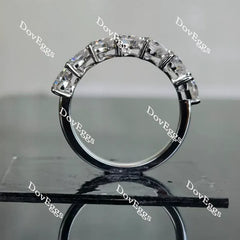Doveggs heart seven stone moissanite wedding band-2.5mm band width