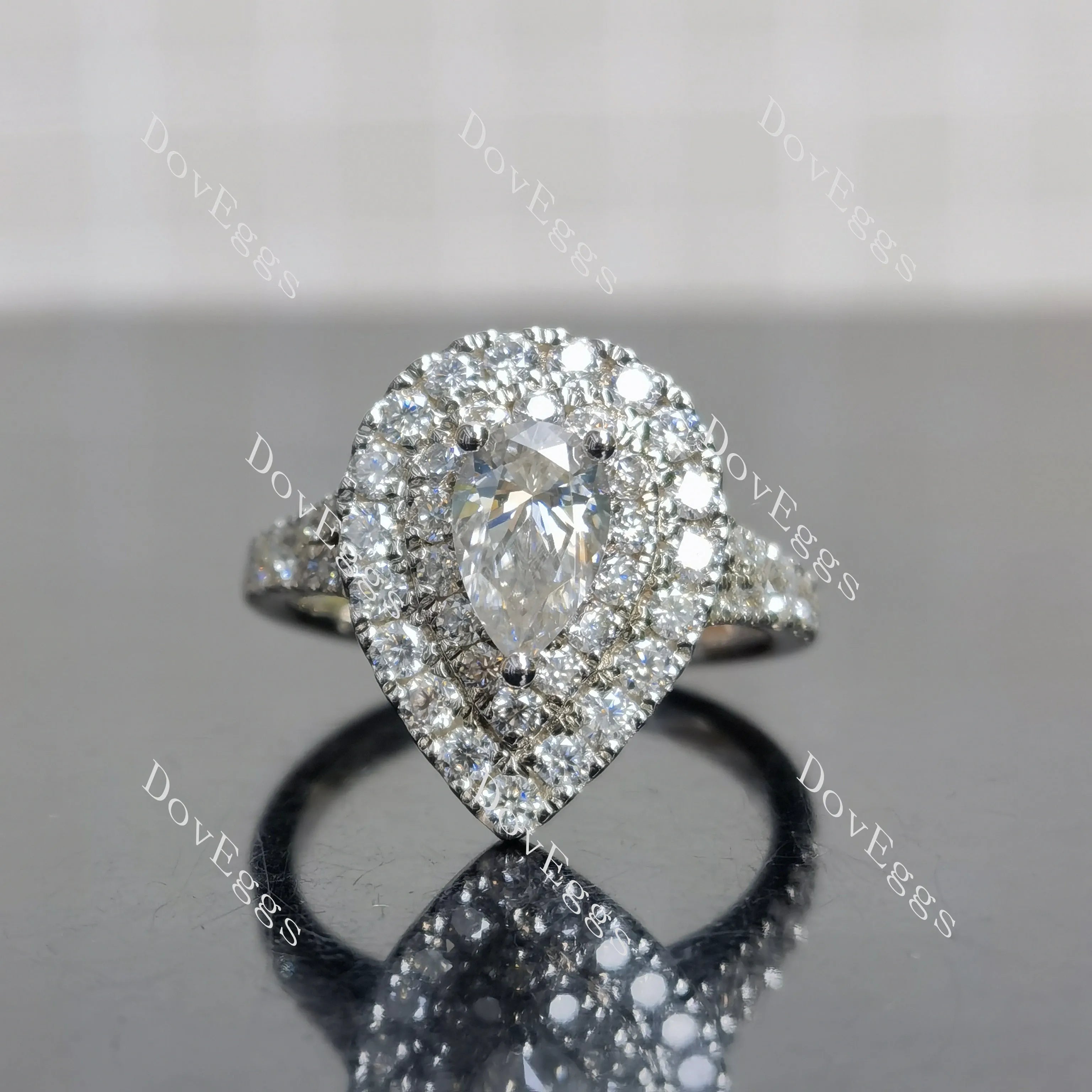 (size 7) Doveggs sterling silver 1.25ct pear moissanite engagement ring
