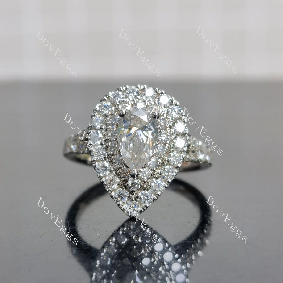 (size 7) Doveggs sterling silver 1.25ct pear moissanite engagement ring