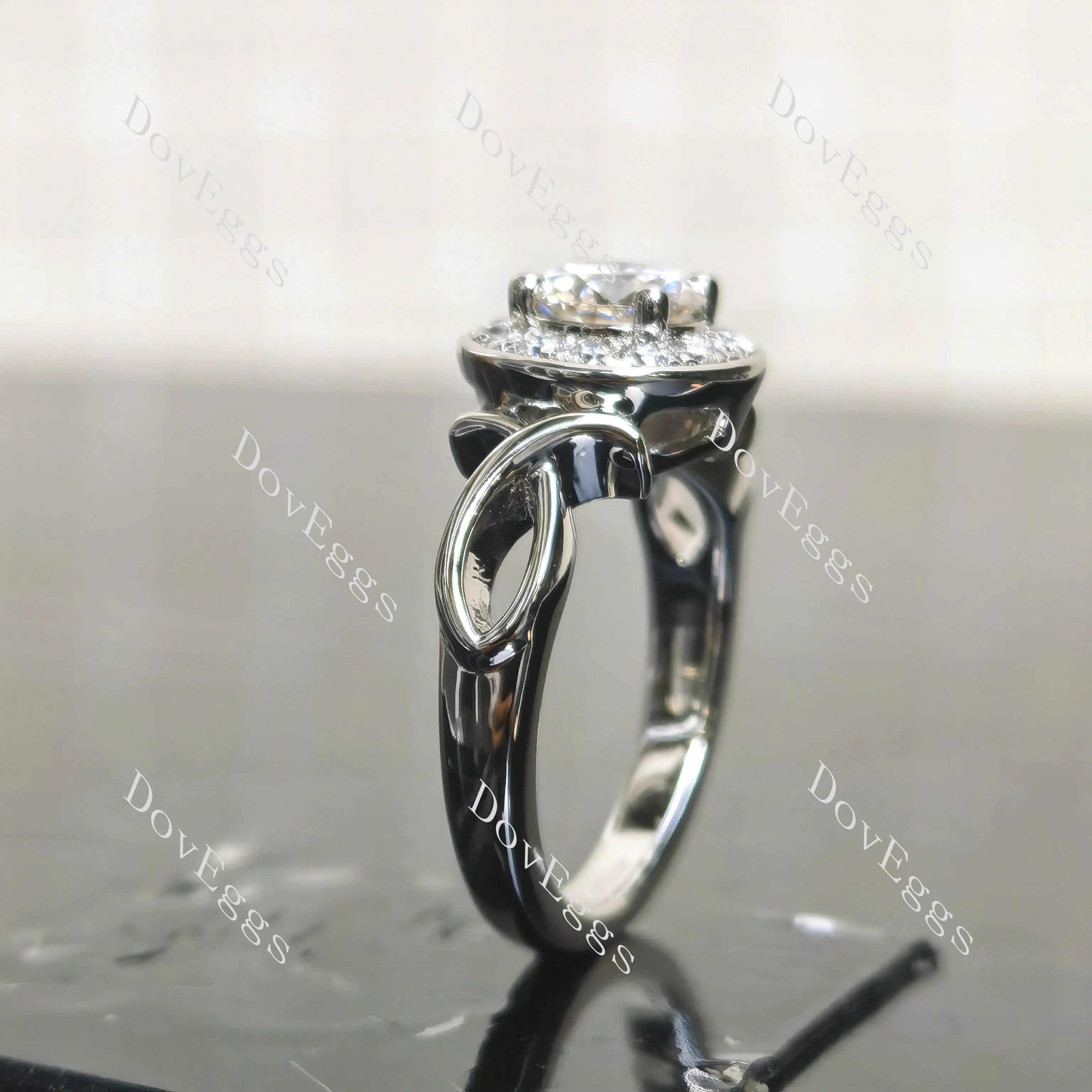 (size 6/7) Doveggs sterling silver pave oval/round moissanite ring