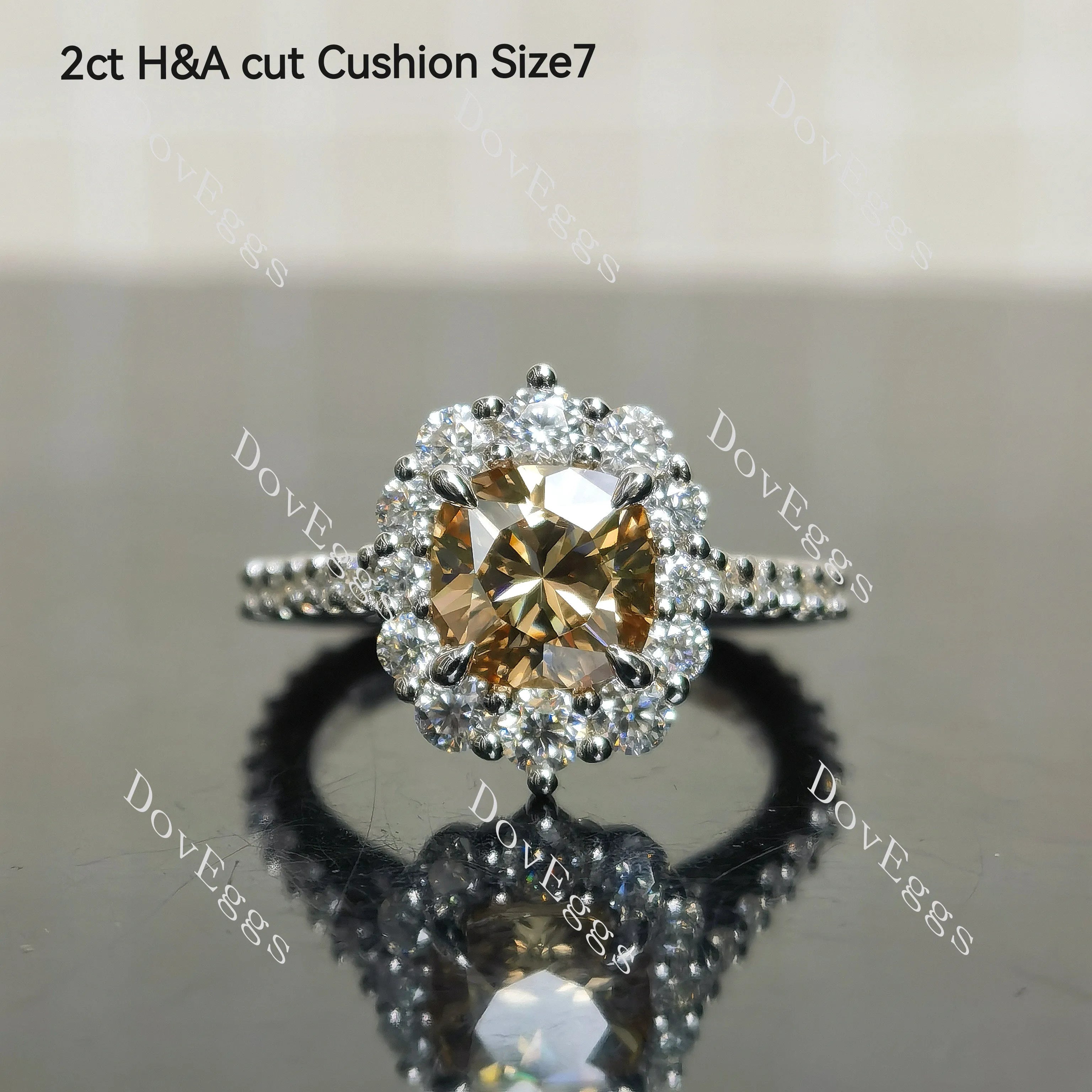 (size 7) Doveggs sterling silver cushion moissanite ring