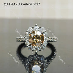 (size 7) Doveggs sterling silver cushion moissanite ring