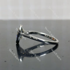 (size 7.5) Doveggs sterling silver 3ct pear moissanite engagement ring