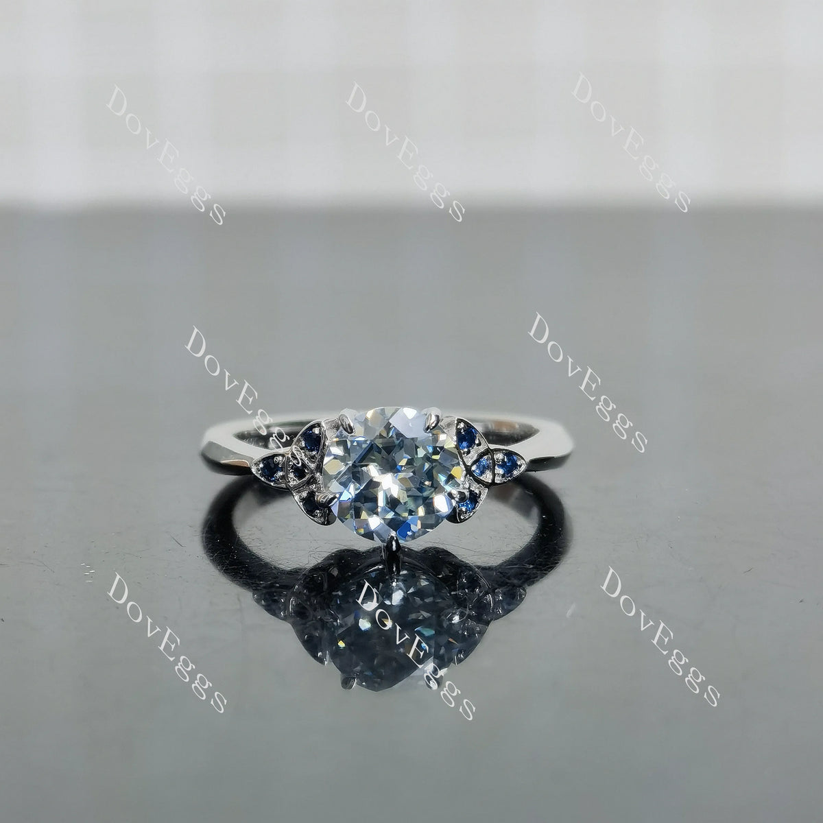 (size 5-5.25) Doveggs sterling silver 1ct round stardust grey colored moissanite engagement ring