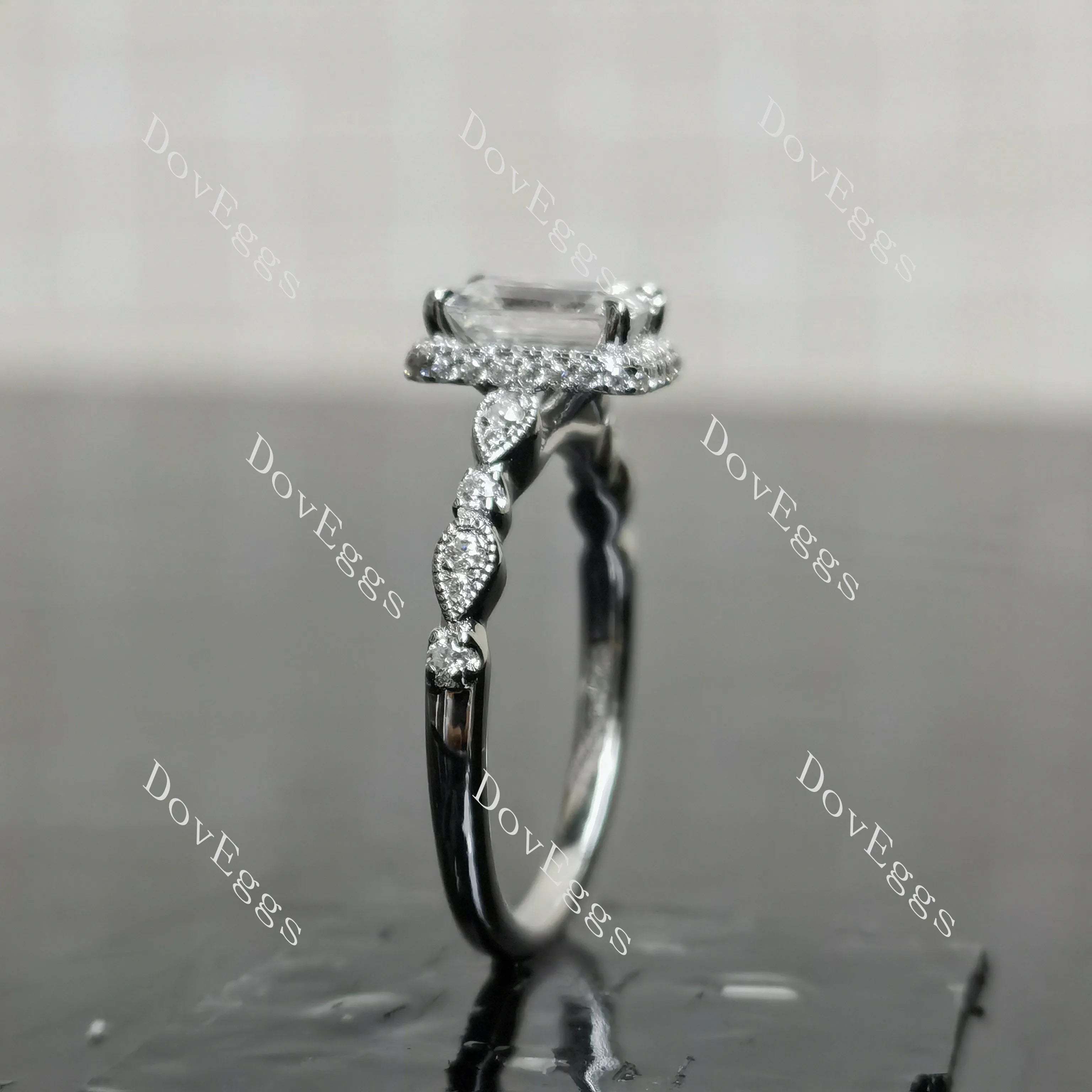 (size 6.75) Doveggs sterling silver 1ct emerald moissanite engagement ring