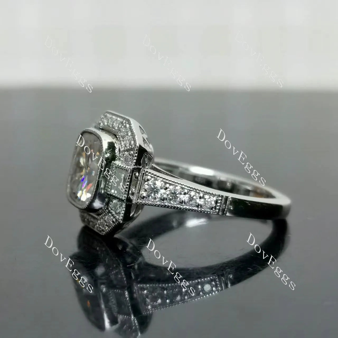 (size 7) Doveggs sterling silver 2ct elongated cushion moissanite engagement ring