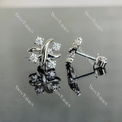 Doveggs round moissanite stud earrings