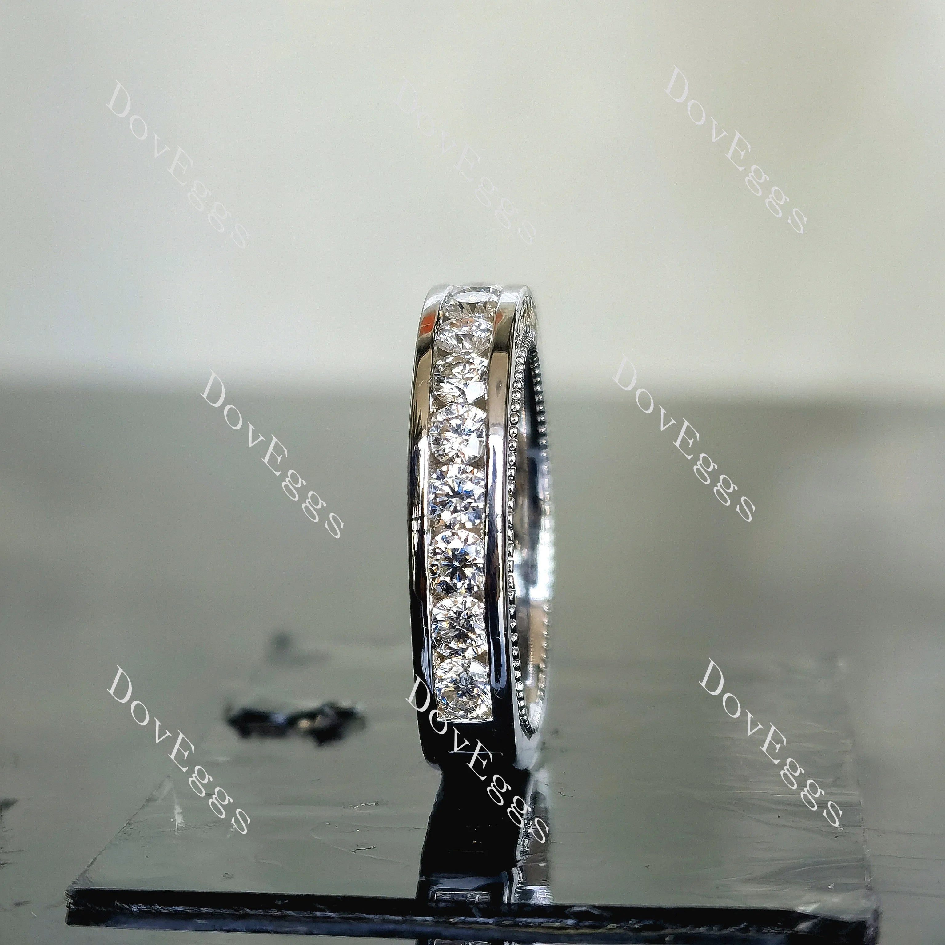Doveggs round channel set moissanite/lab grown diamond wedding band-4.0mm band width