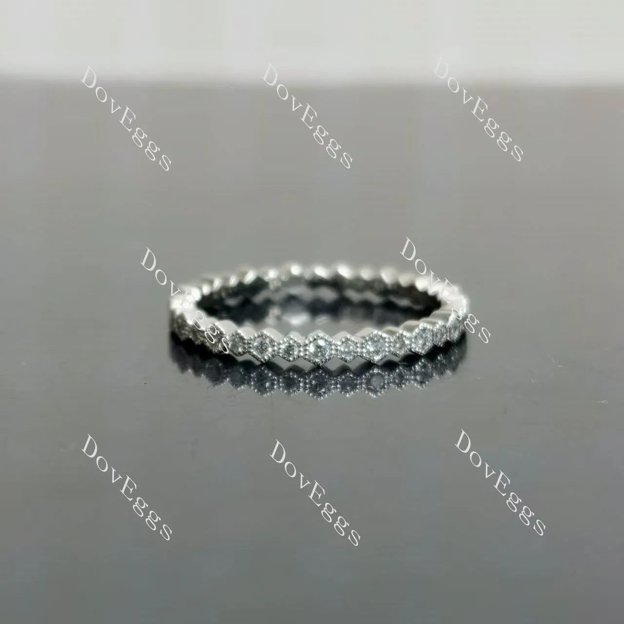 (size 4.75) Doveggs 14K white gold 0.21cttw round lab grown diamond wedding band-1.8mm band width