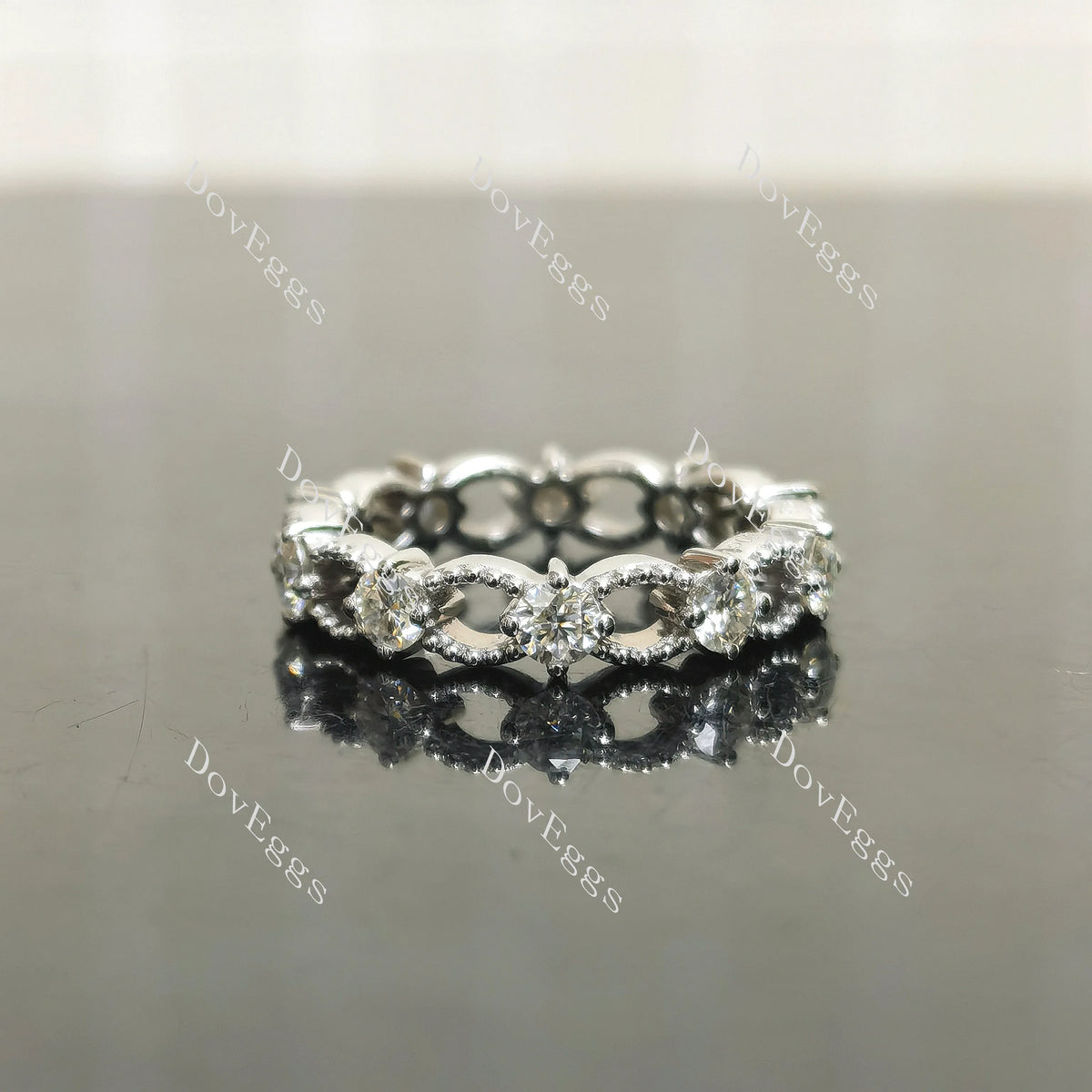 (size 4.25-4.5) Doveggs sterling silver Round moissanite wedding band