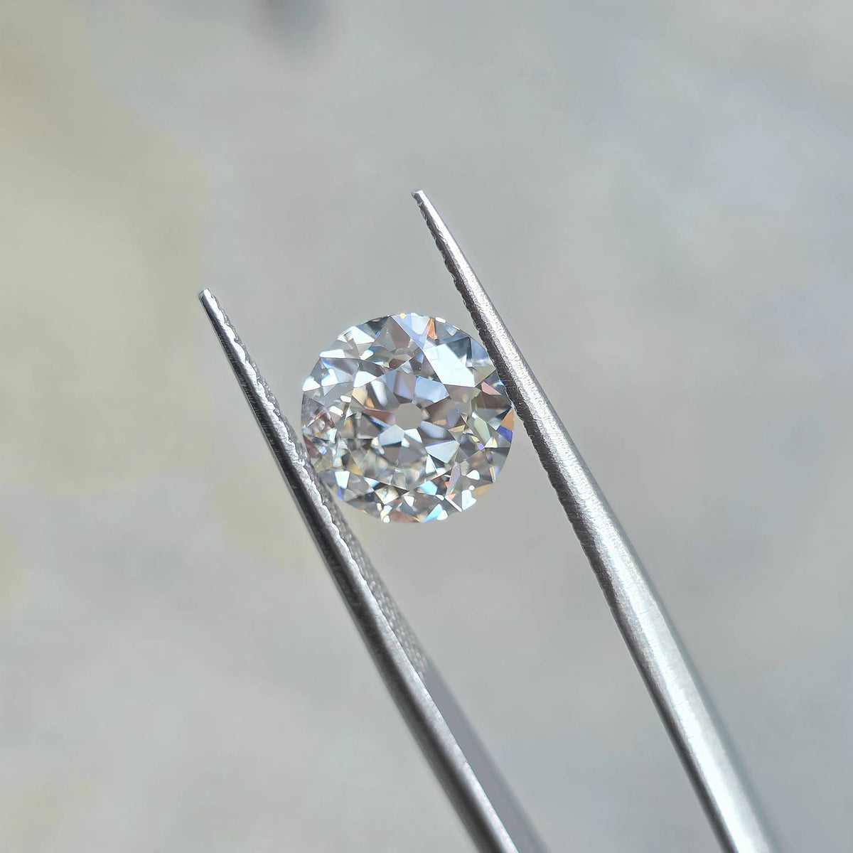3.02ct Round European Cut Lab Diamond – F Color VVS2 | Doveggs Certified