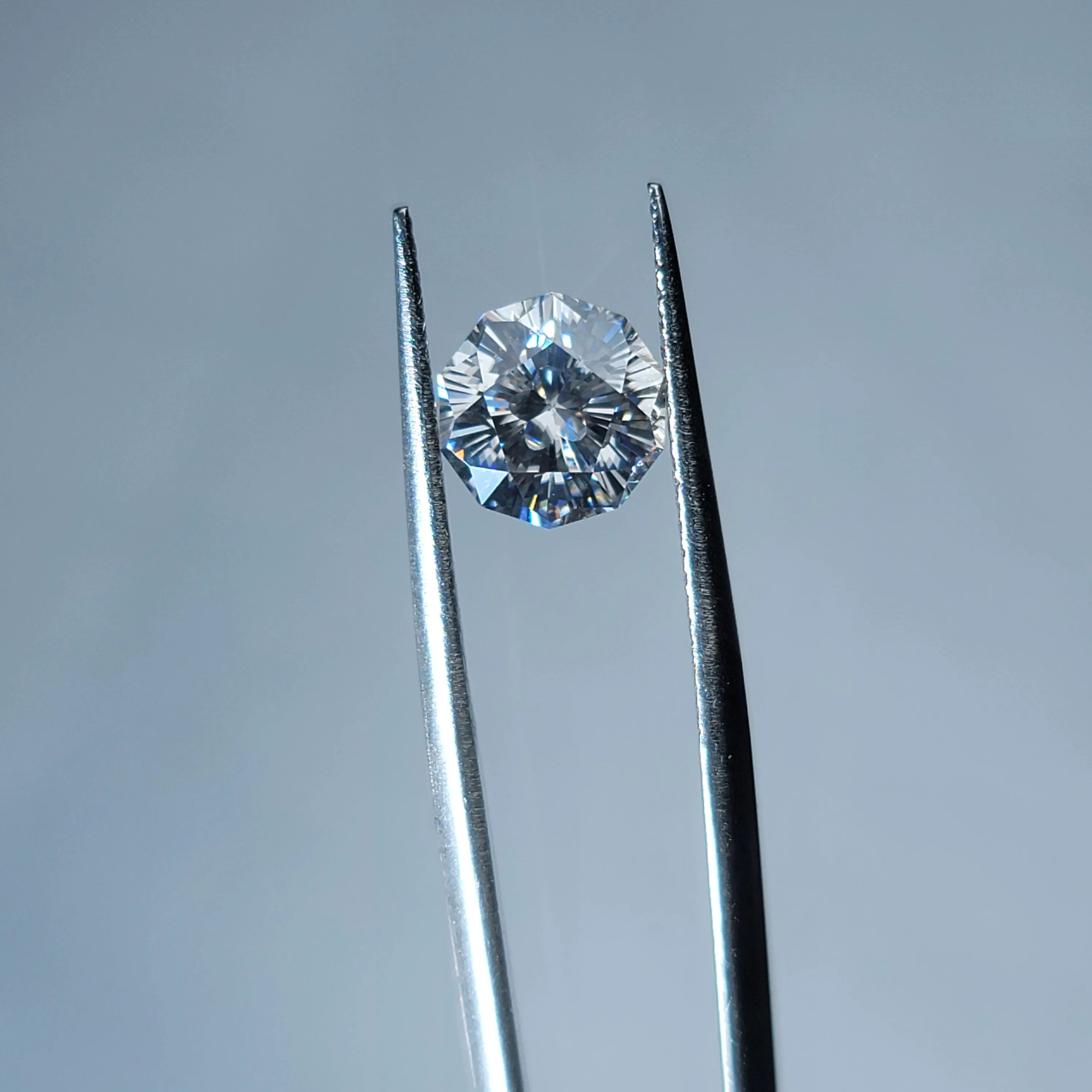 Doveggs 1ct-5ct Sakura cut moissanite loose stone