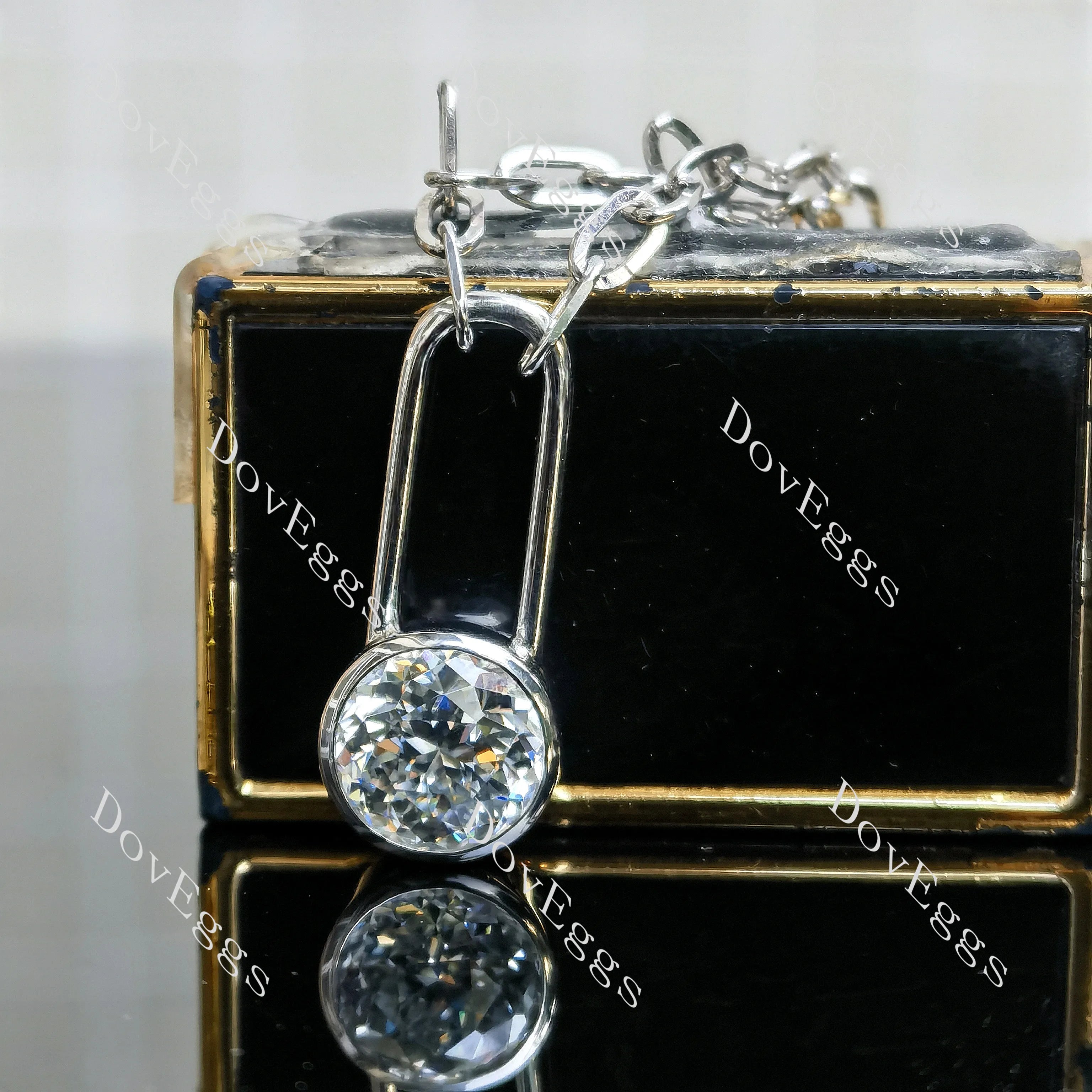 Round bezel solitaire moissnaite pendant necklace with 18"+2" length chain| Doveggs