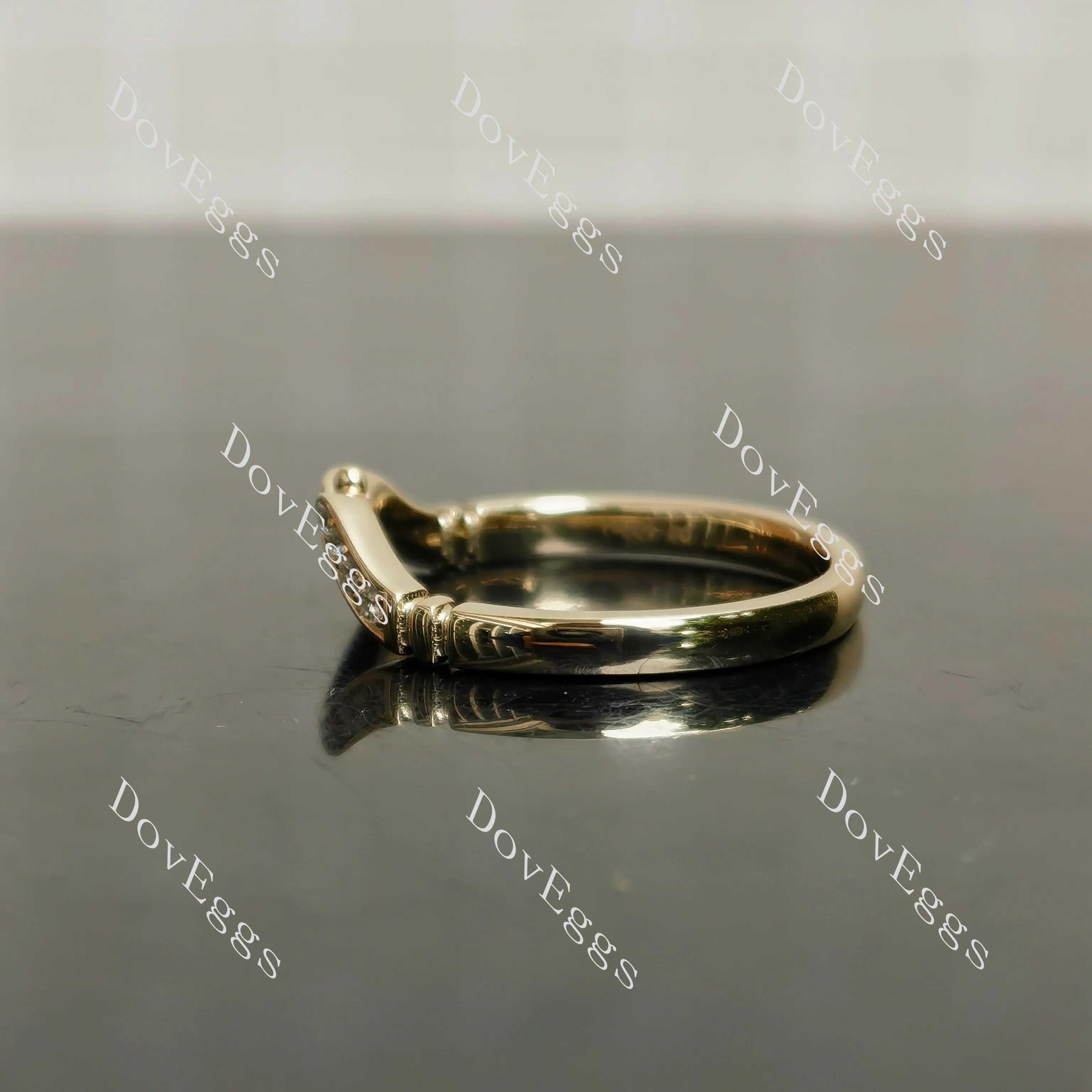Round moissanite/lab grown diamond wedding band-2.3mm band width| DovEggs
