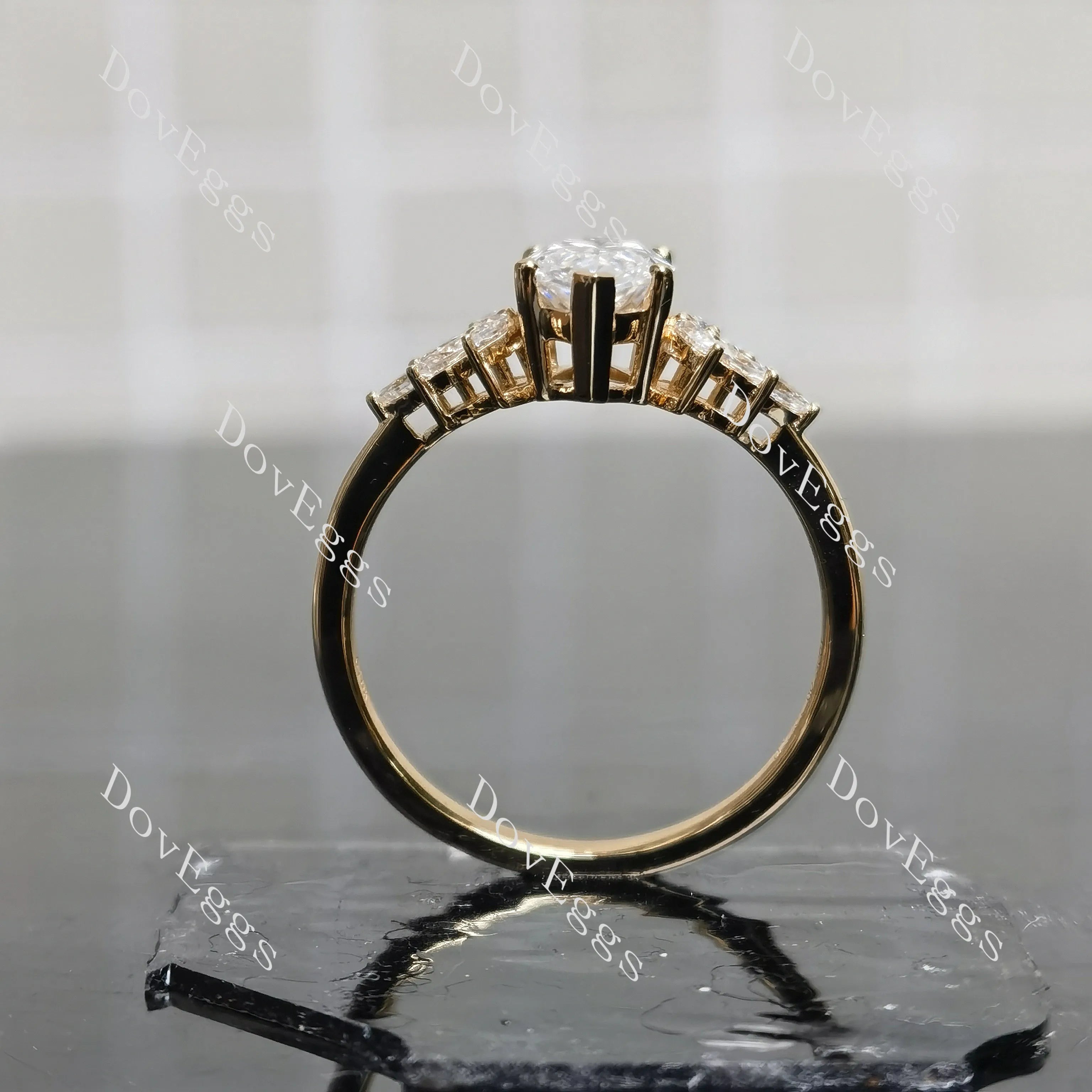 Marquise side stones moissanite engagement ring | Doveggs