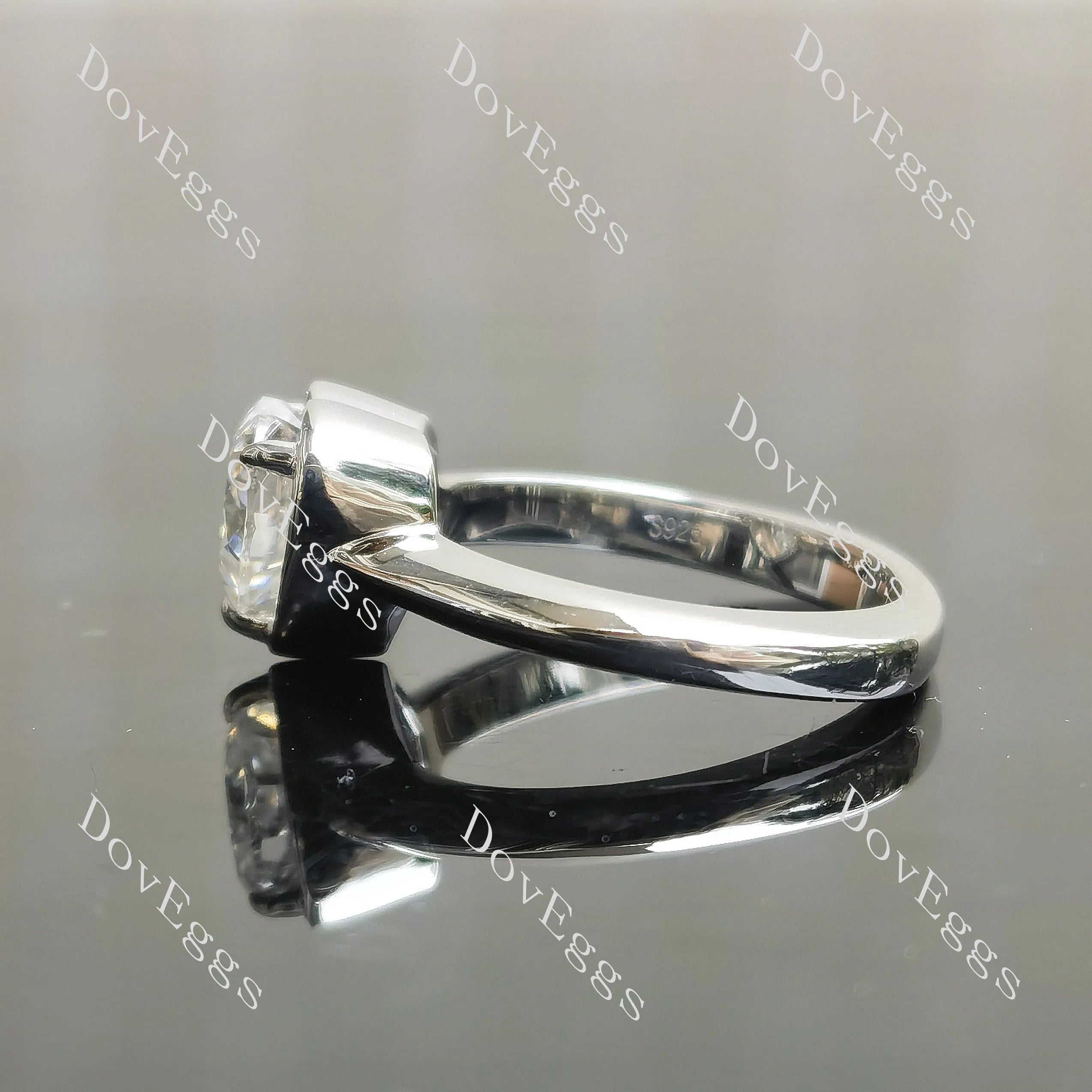 Heart bezel prong solitaire moissanite engagement ring | Doveggs