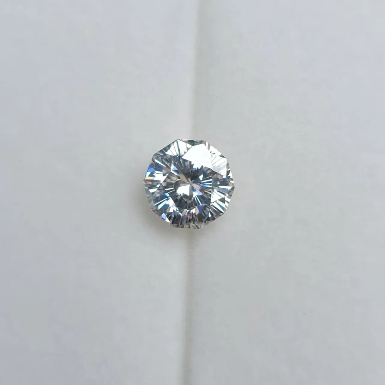Doveggs 1ct-5ct Sakura cut moissanite loose stone