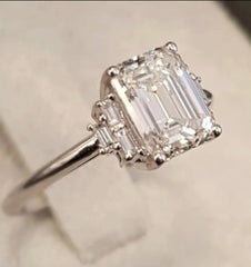 Setting only for the 2.545ct Emerald lab Dimond in baguette lab accents 10k WG