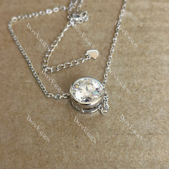 Doveggs round bezel setting moissanite pendant necklace (pendant only)