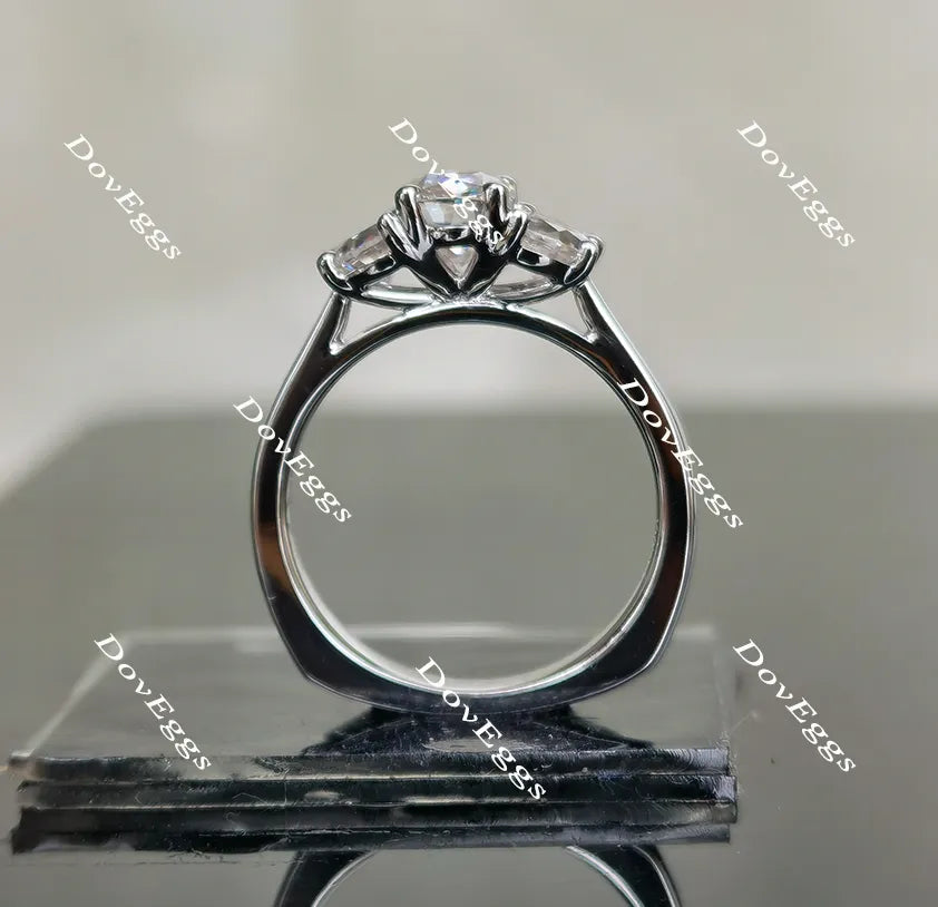 Oval three stones moissanite engagement ring| Doveggs