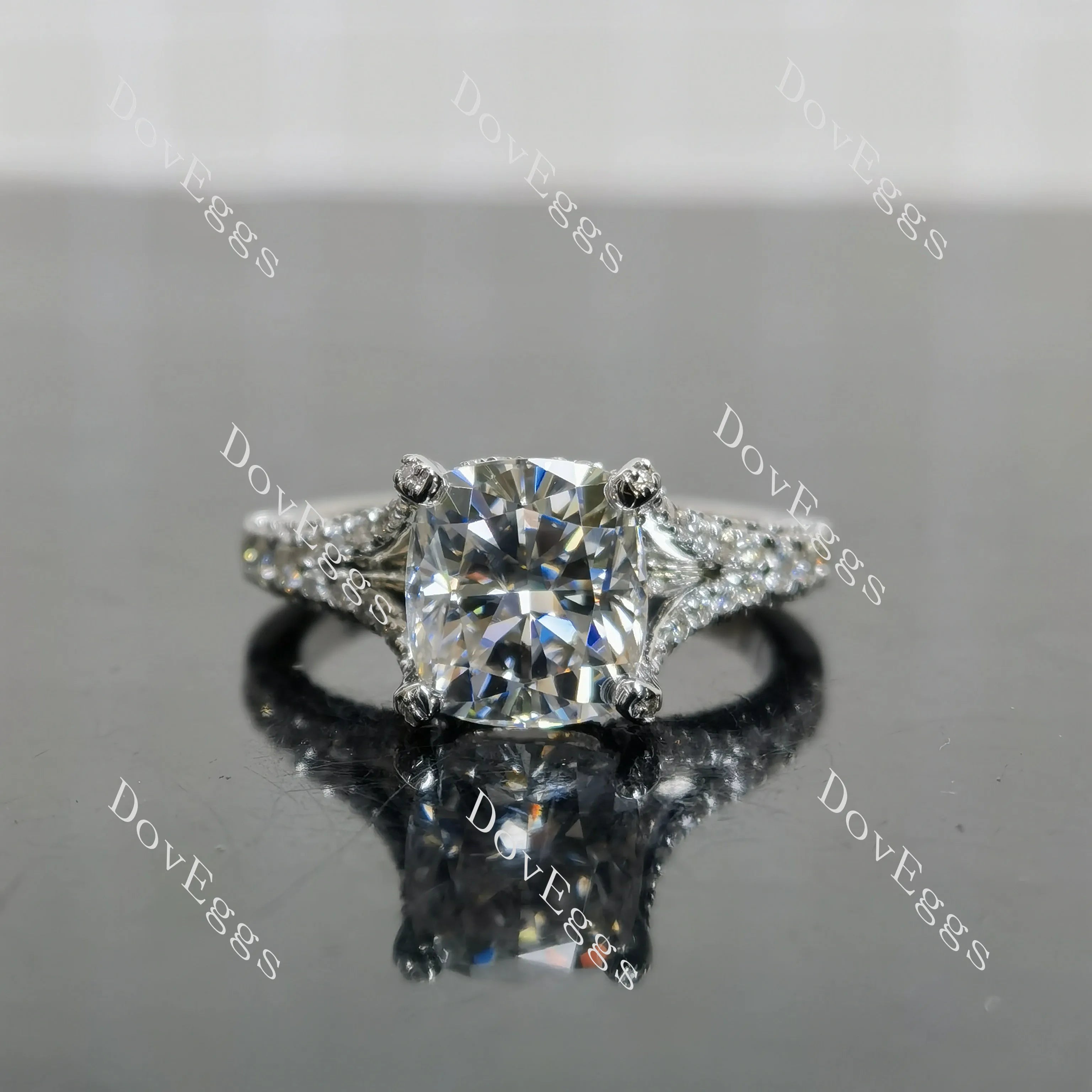(size 5.25/7.25/9.5) Doveggs sterling silver moissanite engagement ring