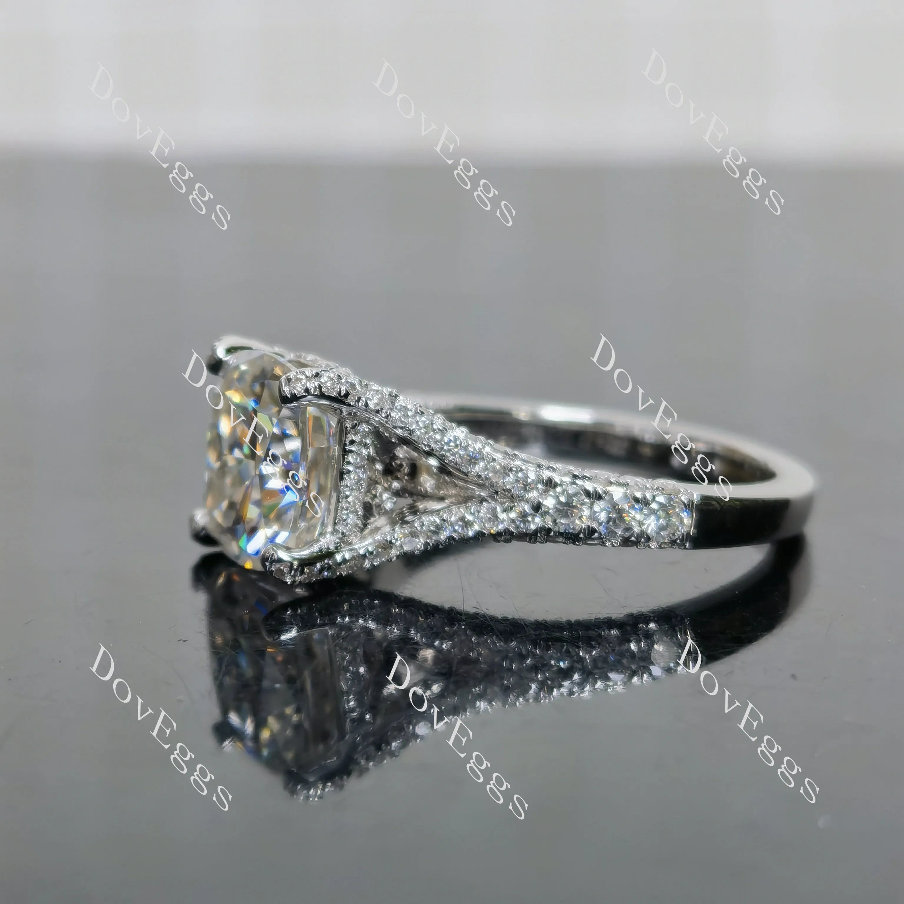 (size 5.25/7.25/9.5) Doveggs sterling silver moissanite engagement ring