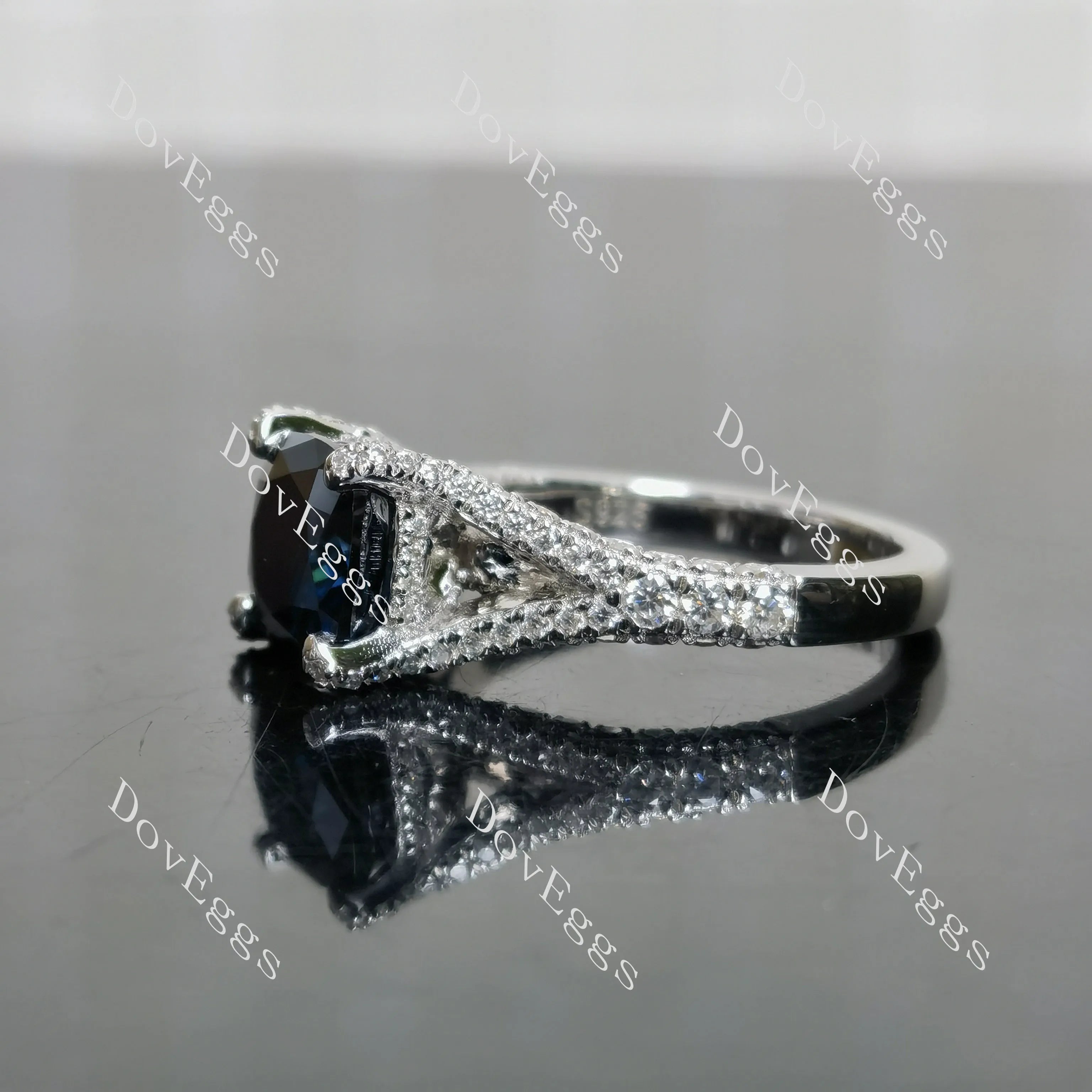 (size 5.25/7.25/9.5) Doveggs sterling silver moissanite engagement ring