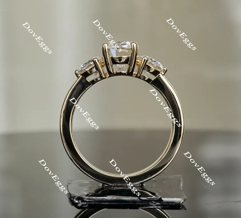Oval three-stone moissanite engagement ring for women| DovEggs