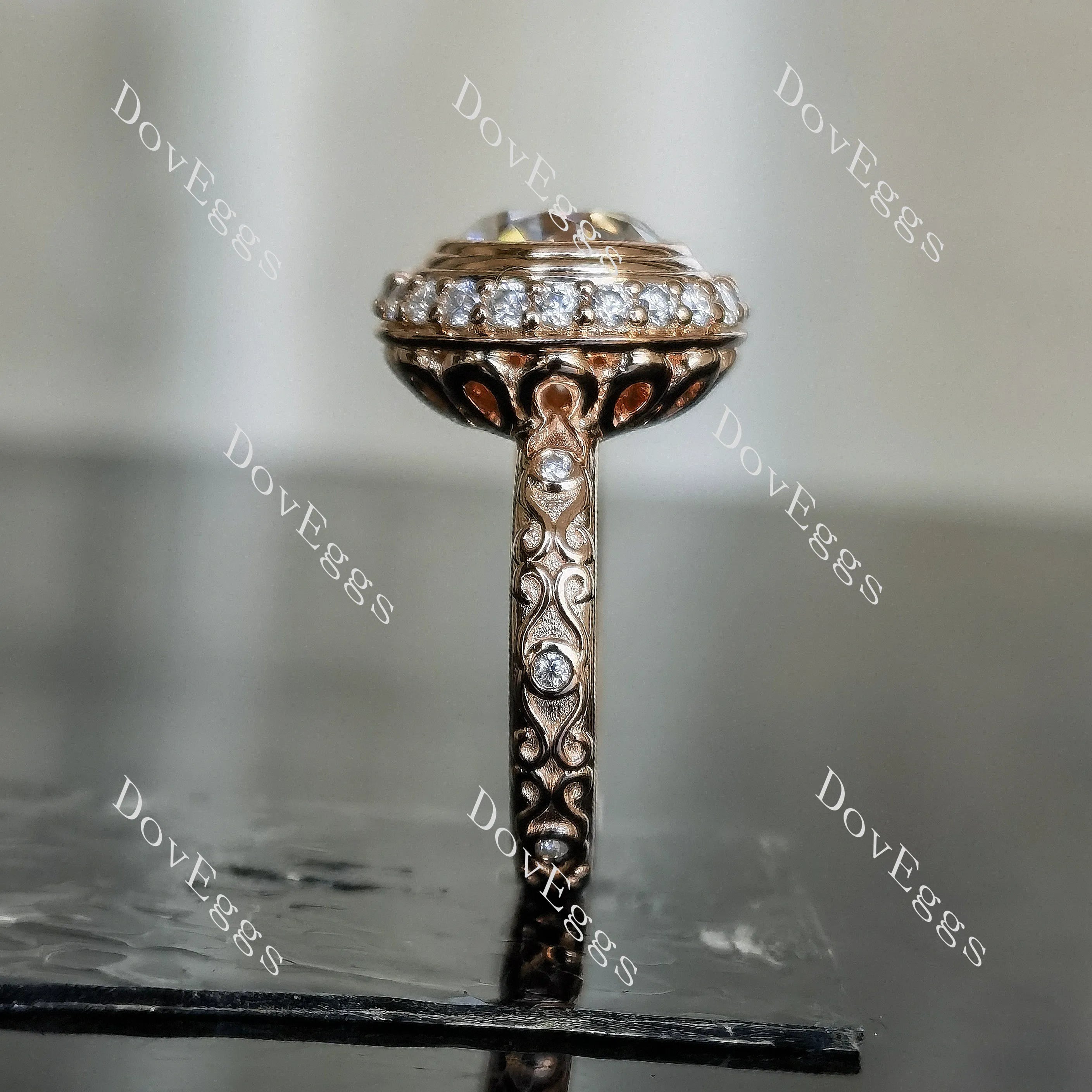 Doveggs round art deco vintage moissanite engagement ring