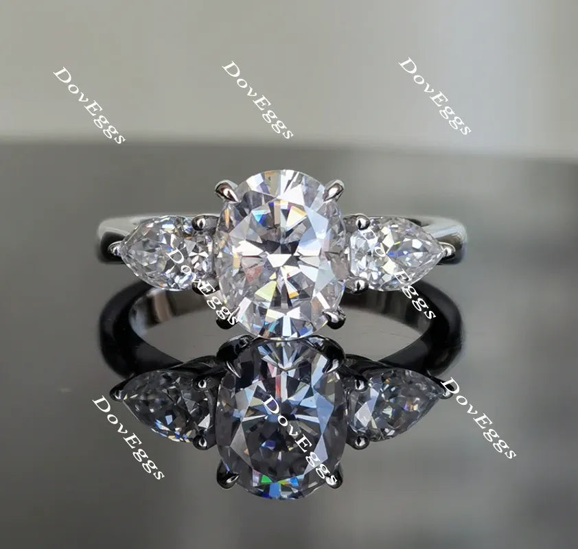 Oval three stones moissanite engagement ring| Doveggs