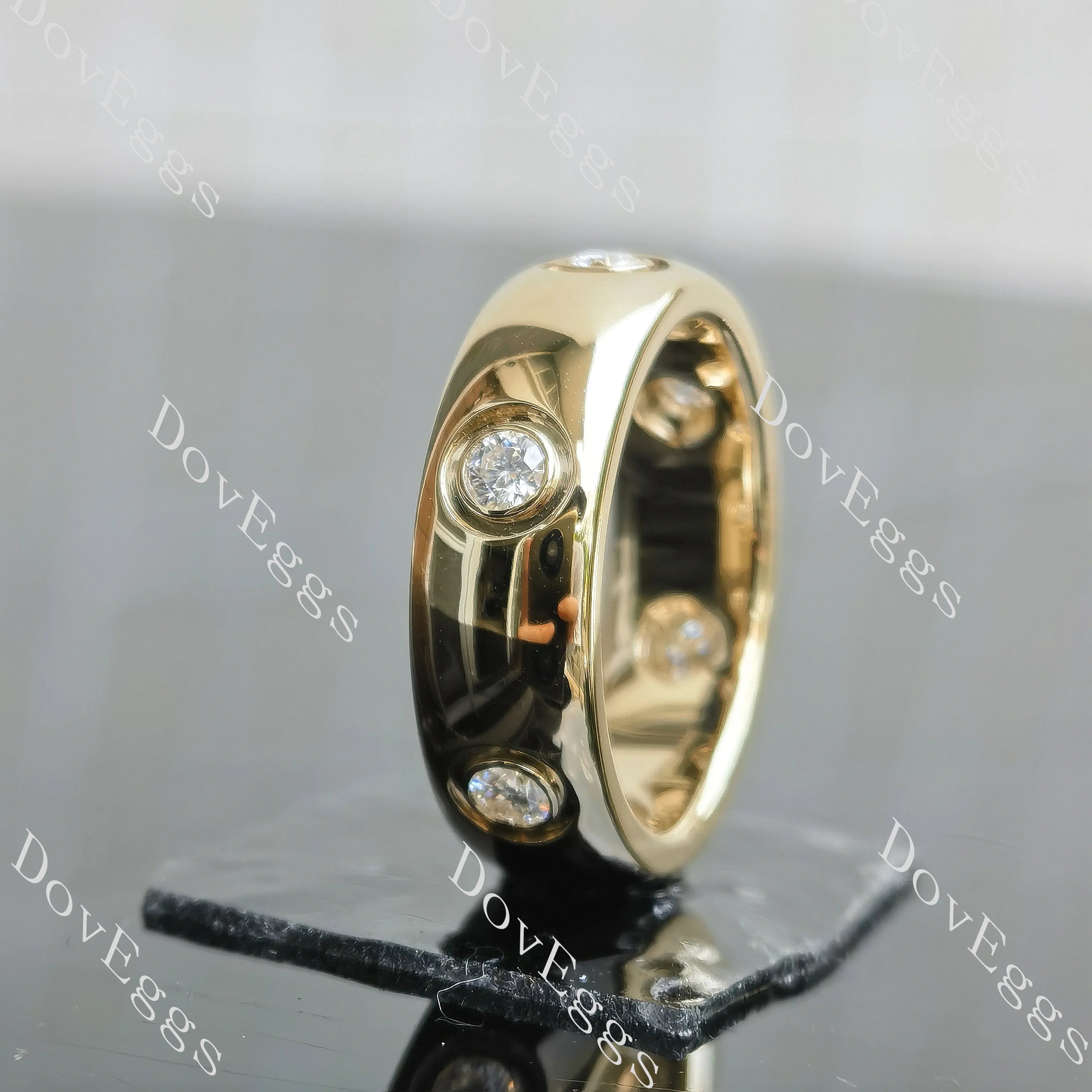 Round bezel full eternity moissanite wedding band-7.0mm band width| Doveggs