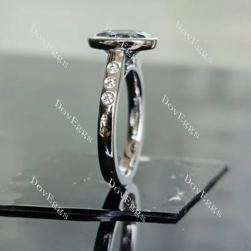 Oval bezel side stones moissanite engagement ring| Doveggs