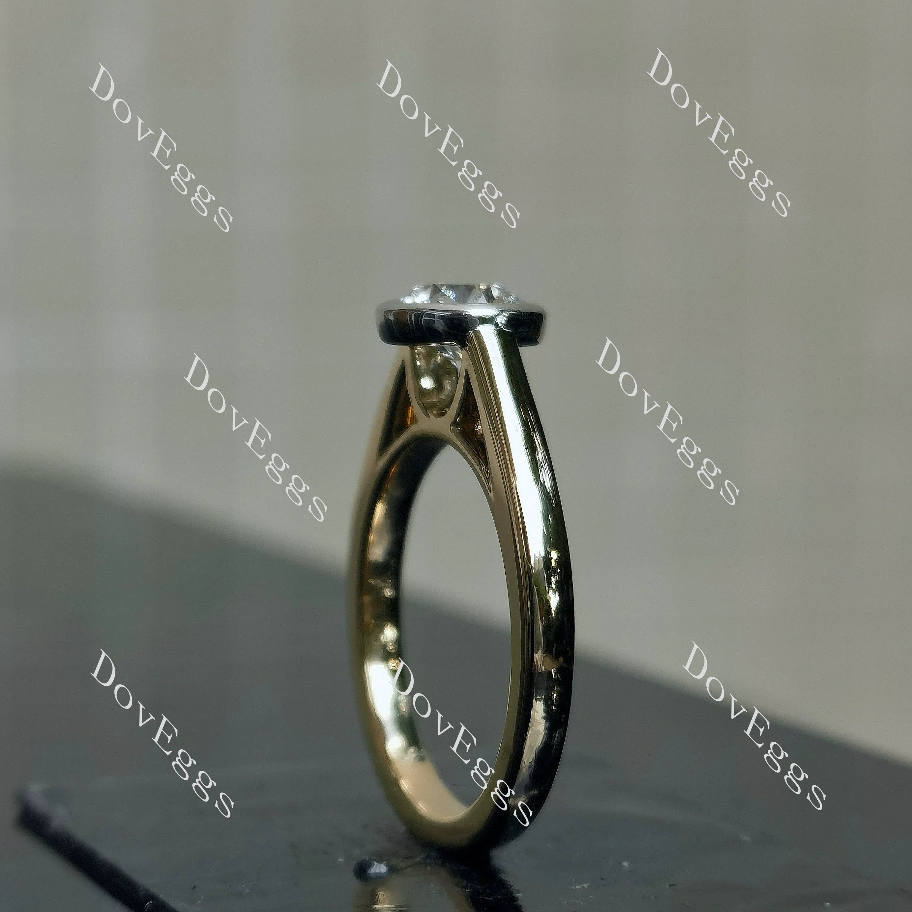 Round solitaire bezel moissanite engagement ring| DovEggs