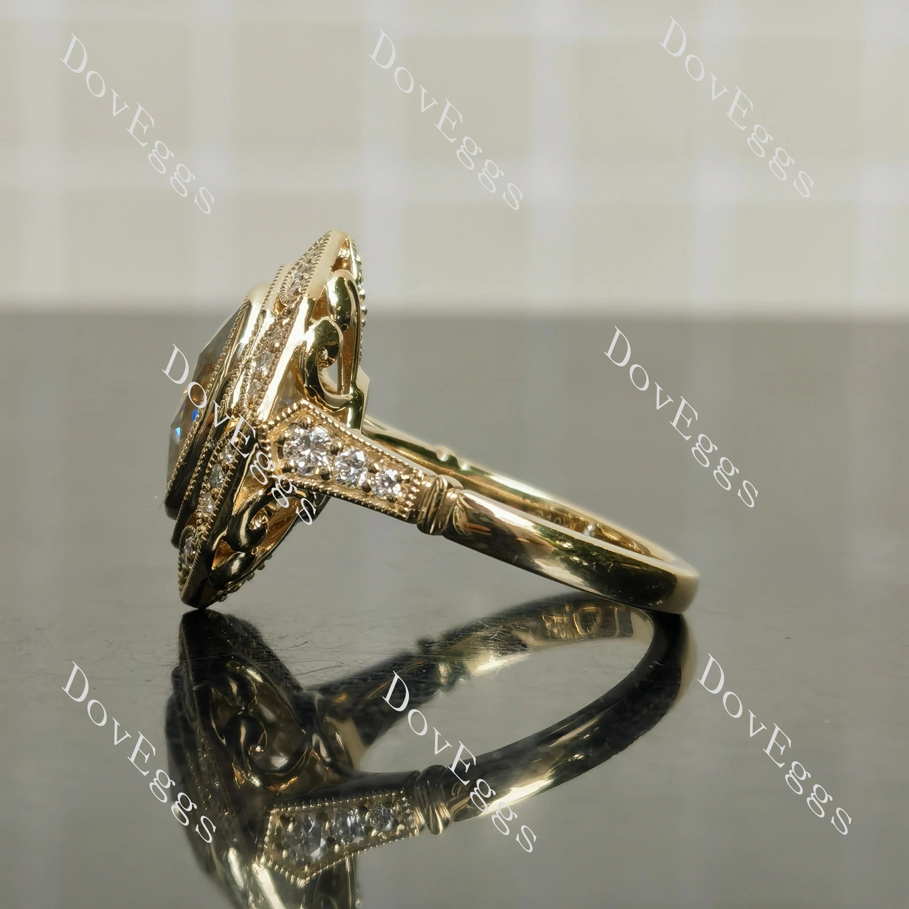 Oval vintage art deco bezel halo moissanite engagement ring| DovEggs
