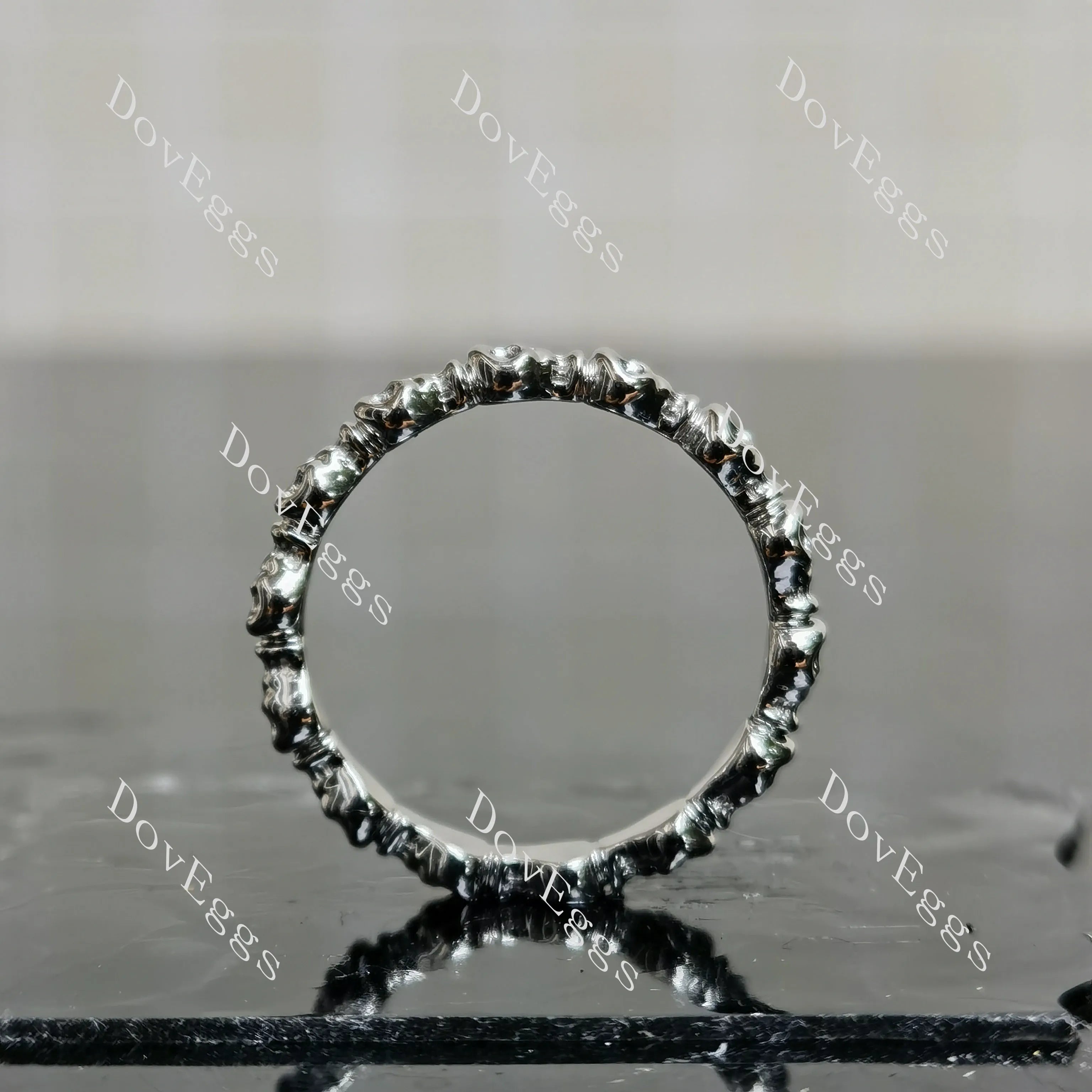 Plain mini skull eternity band-3.0mm band width| DovEggs