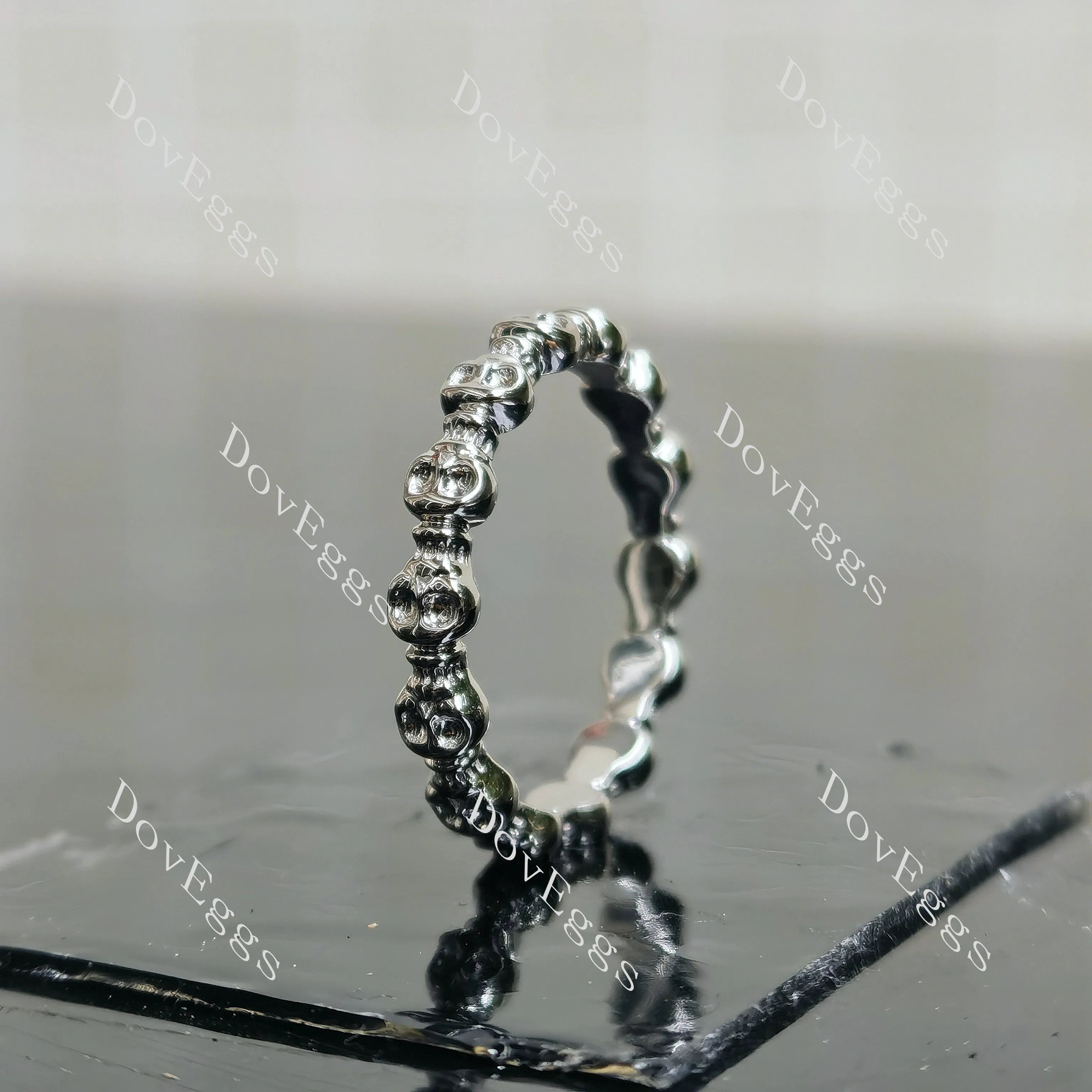 Plain mini skull eternity band-3.0mm band width| DovEggs