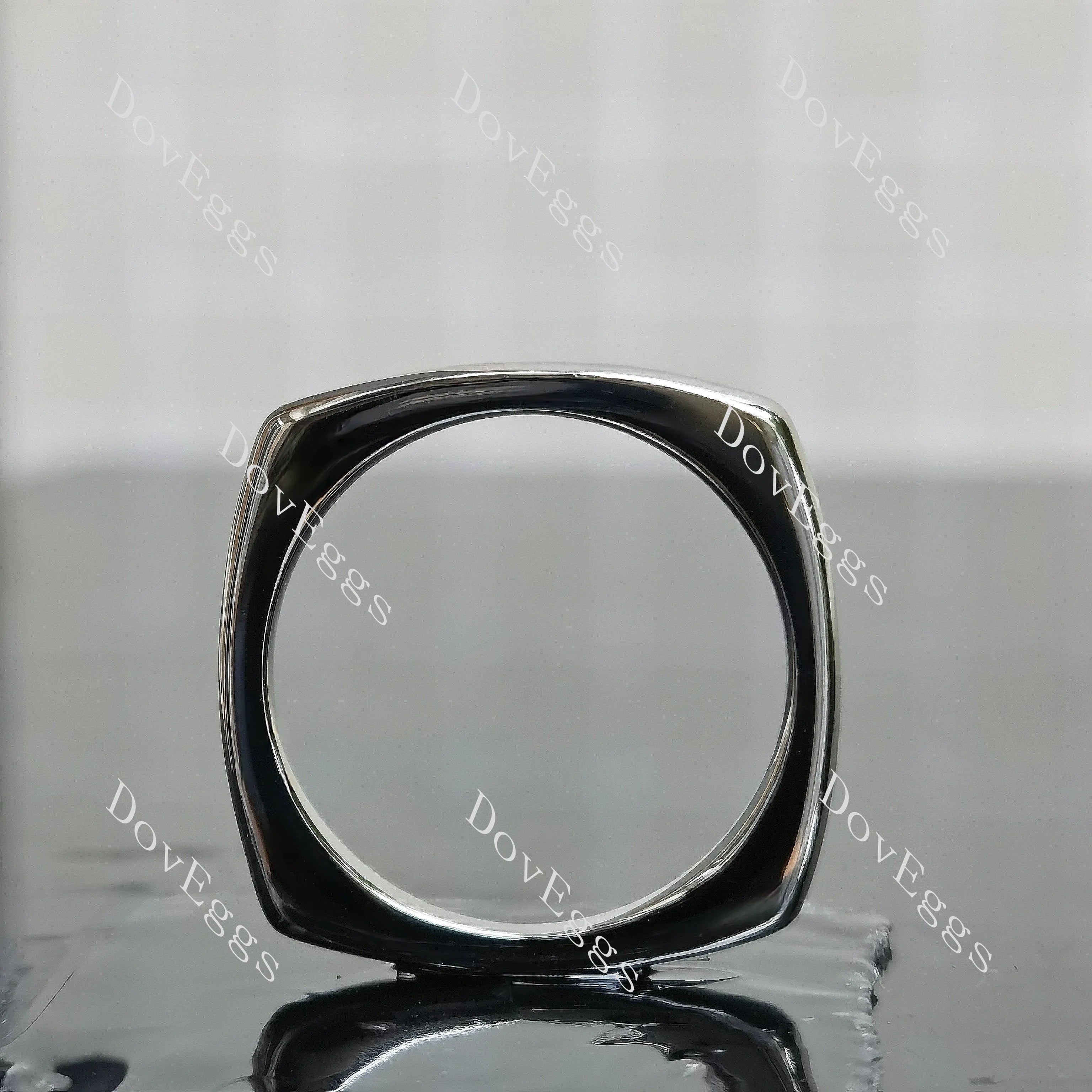 Plain square wedding band-2.5mm band width| DovEggs