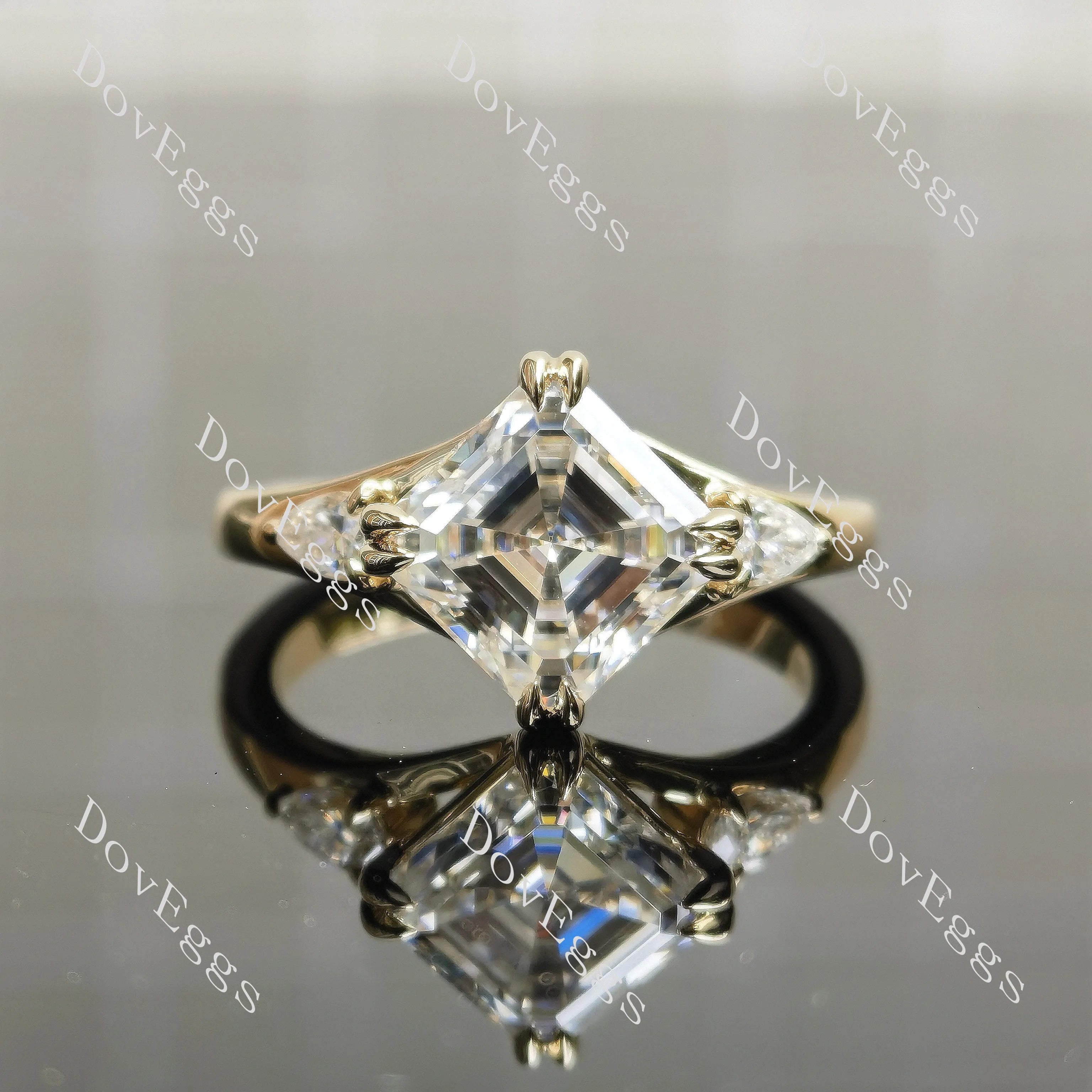 Asscher three stones moissanite engagement ring| DovEggs