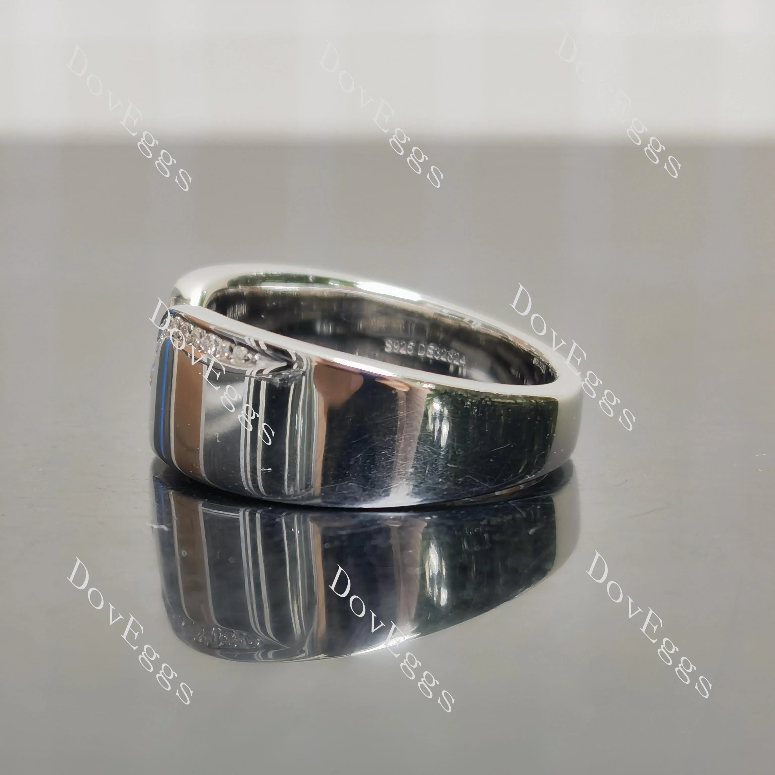 Round V-shaped pave moissanite wide wedding band-3.5-8mm band width| Doveggs