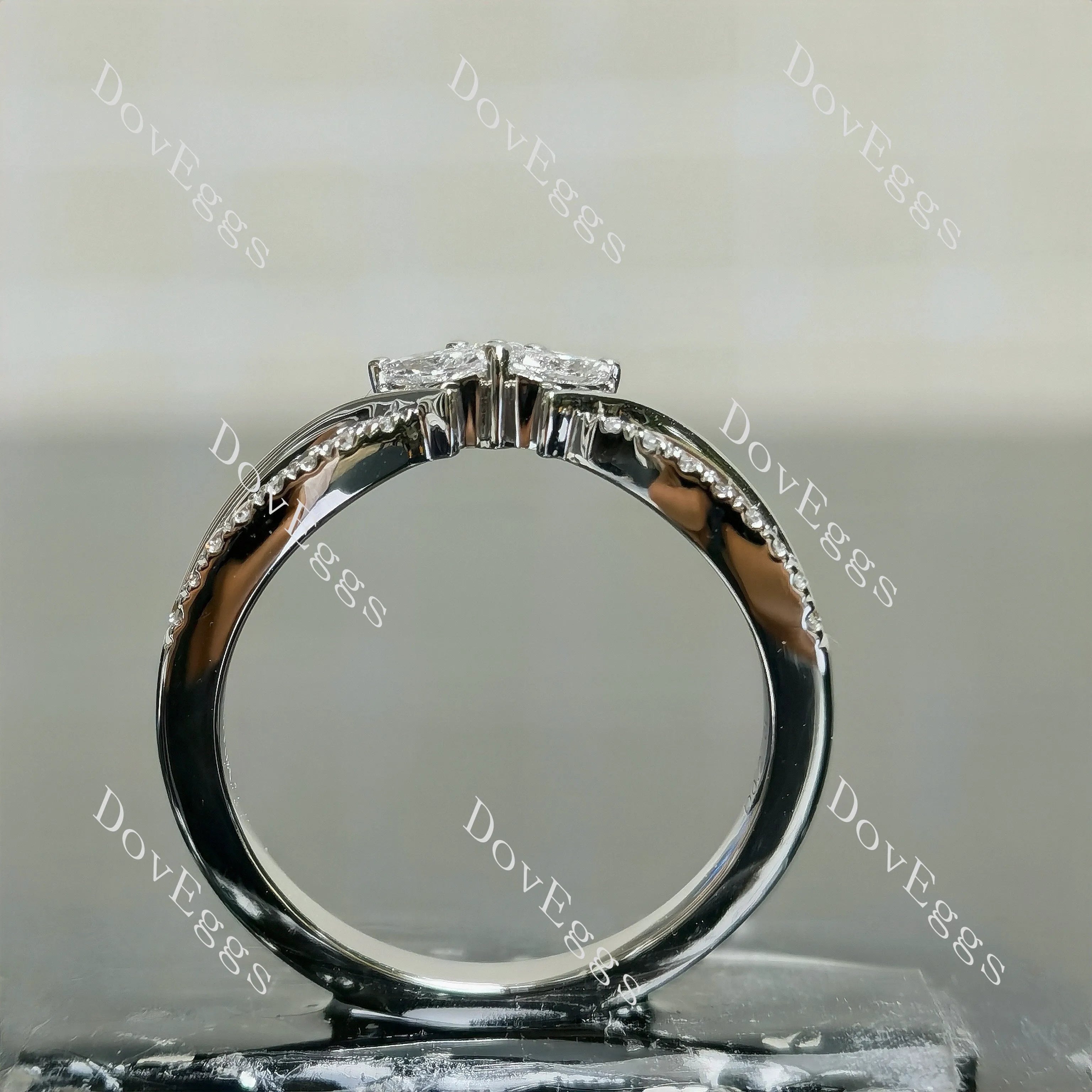 Round curved vintage moissanite stacking wedding band-2.0mm band width| Doveggs