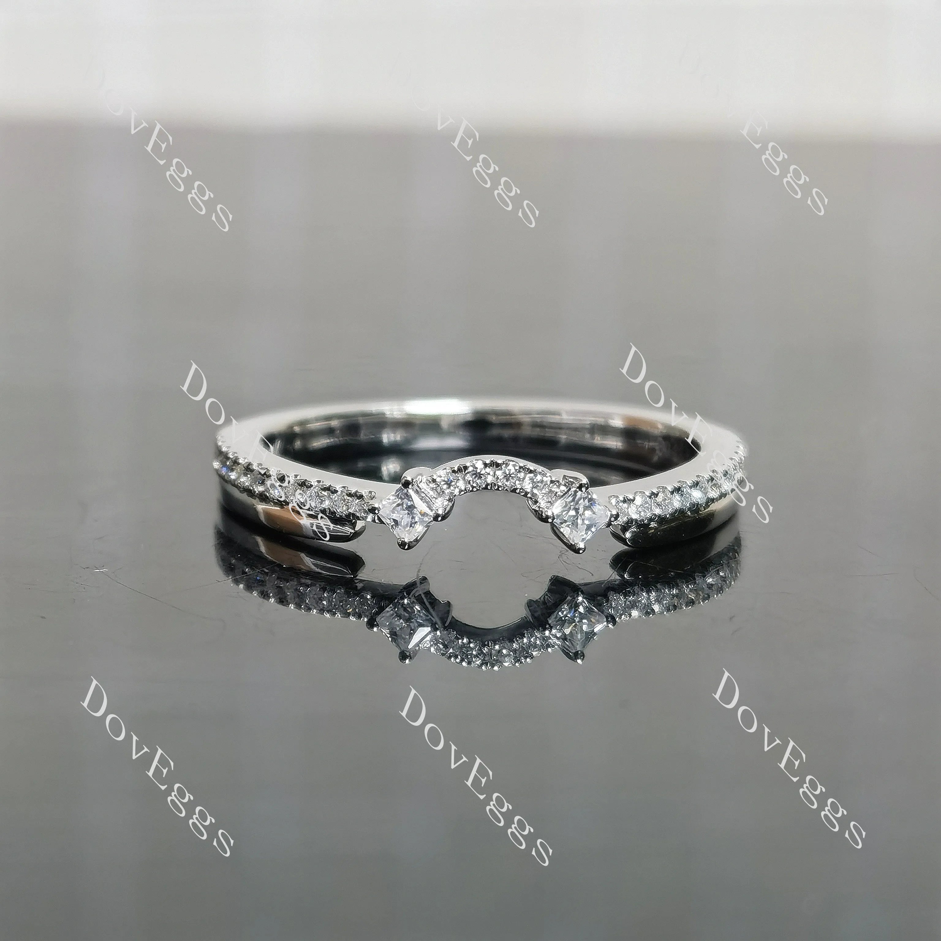 Round princess pave vintage moissanite wedding band-2.3mm band width| Doveggs