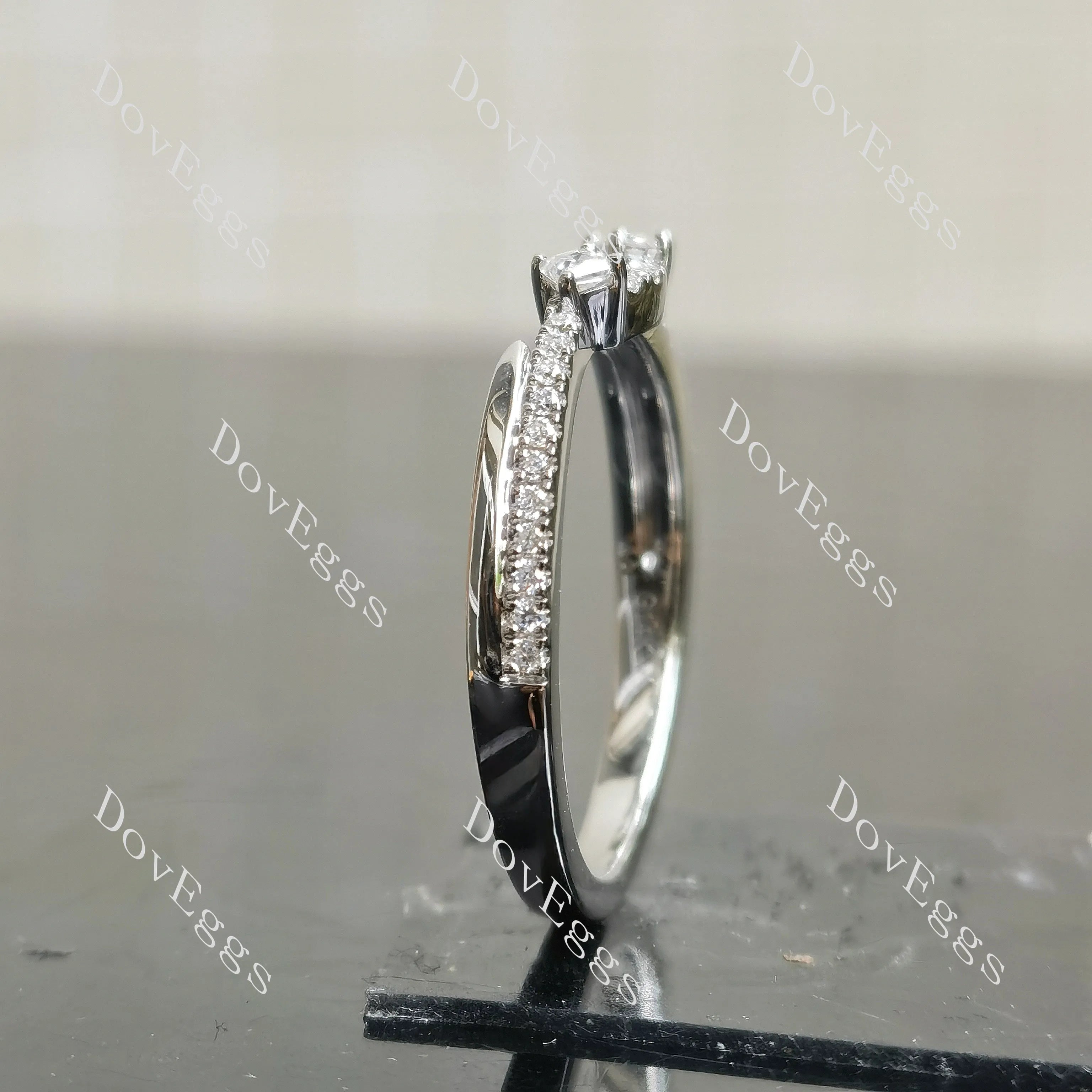 Round princess pave vintage moissanite wedding band-2.3mm band width| Doveggs