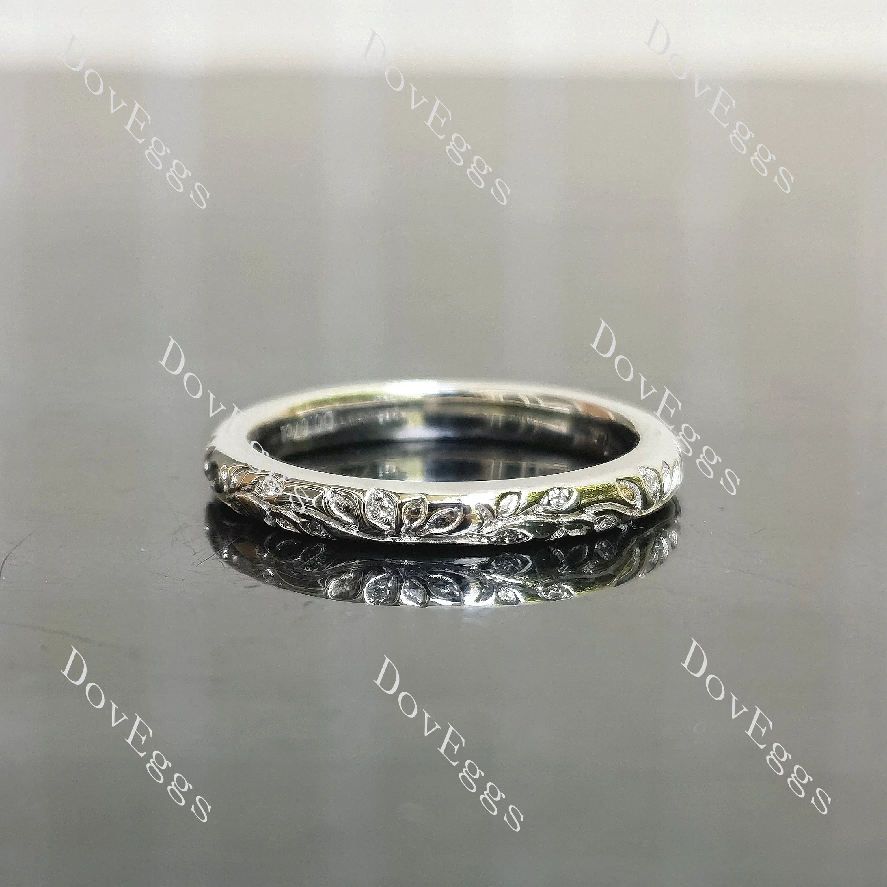 Round brilliant earth verdure engraved full eternity moissanite wedding band-2.5mm band width| Doveggs