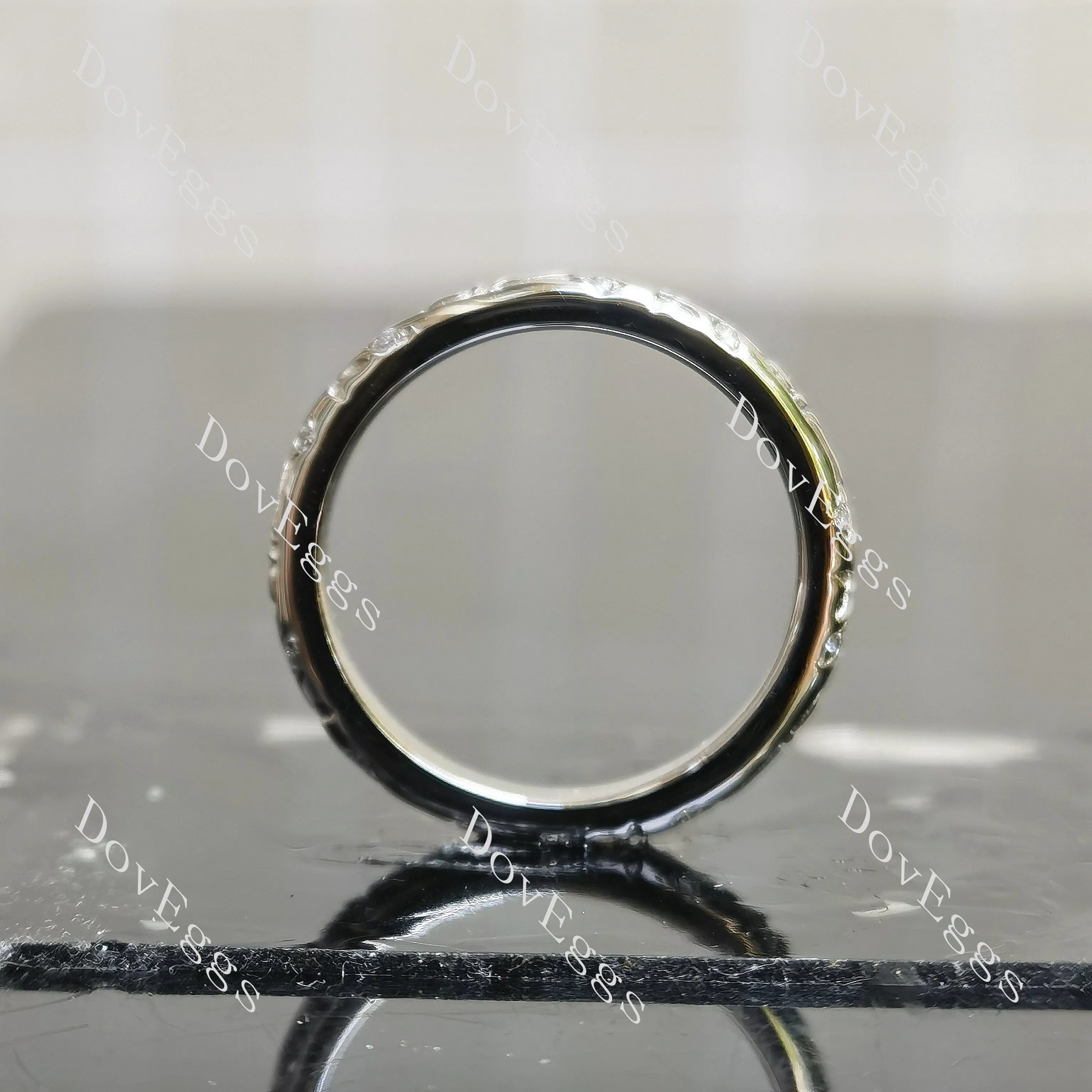 Round brilliant earth verdure engraved full eternity moissanite wedding band-2.5mm band width| Doveggs