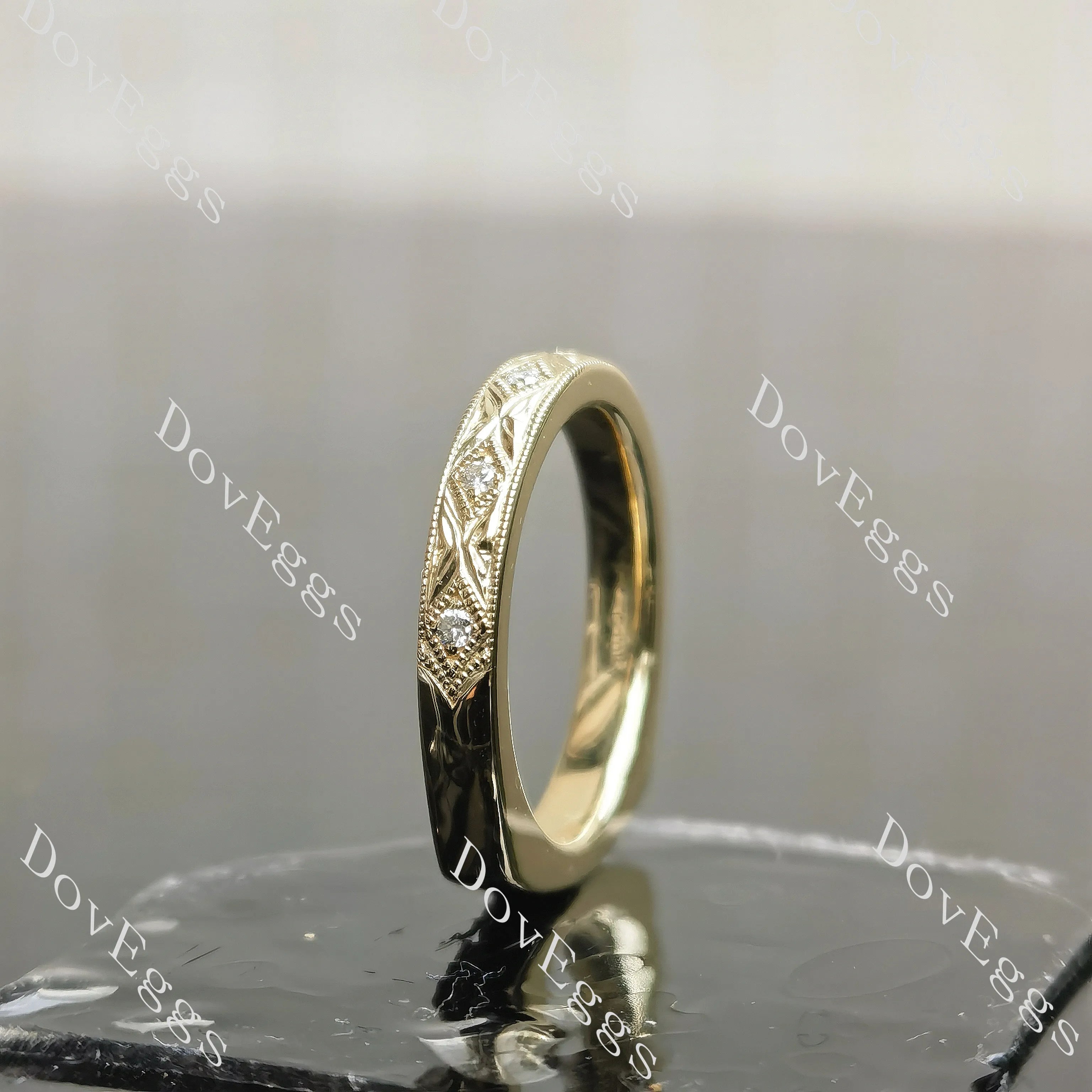 Round carved vintage moissanite wedding band-2.7mm band width| Doveggs