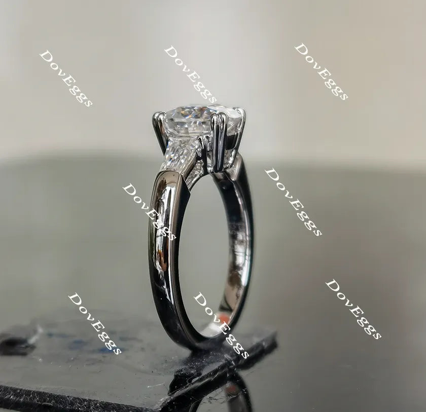 Oval three stones moissanite engagement ring| Doveggs